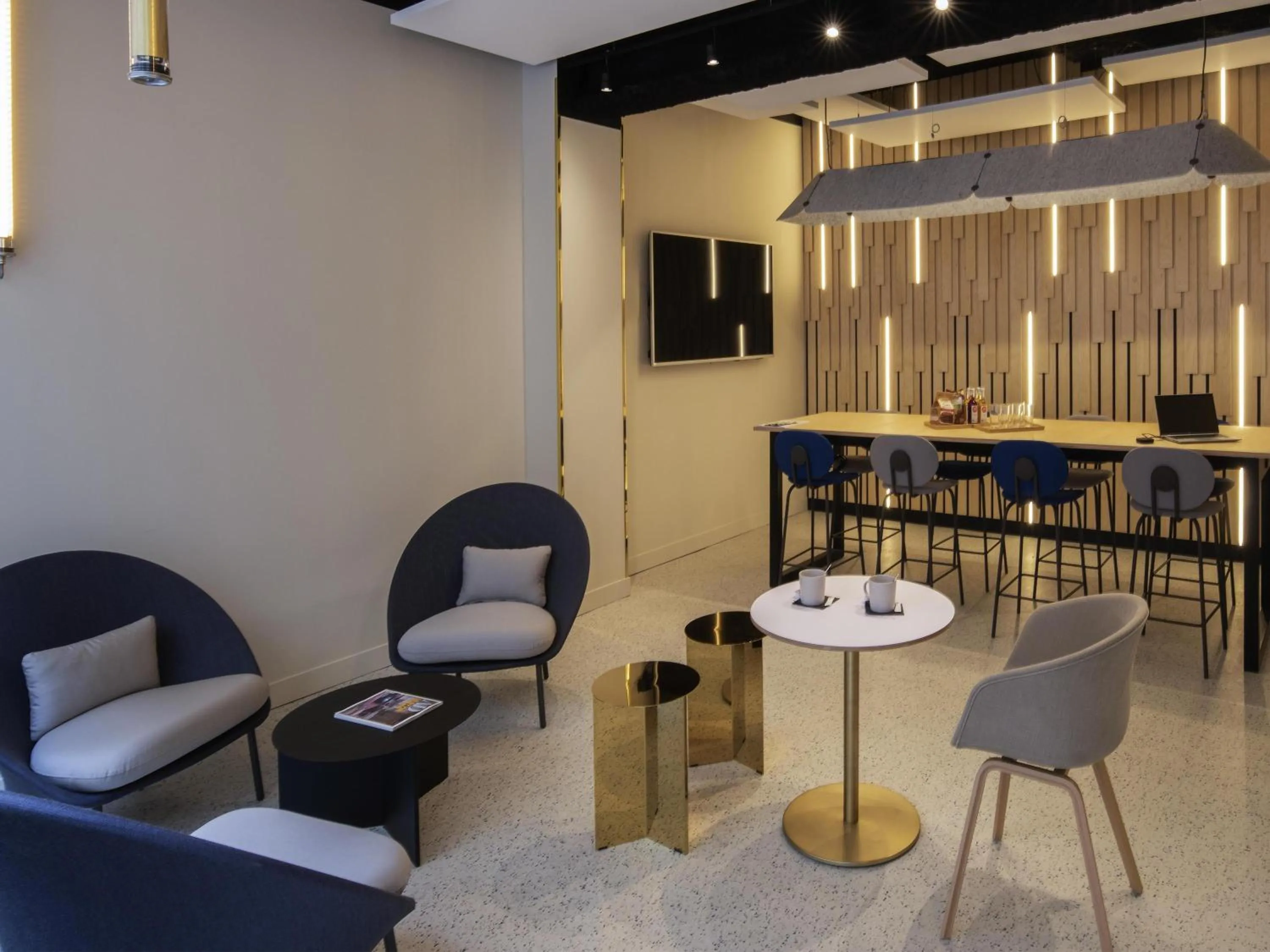 Meeting/conference room in ibis Styles Paris Opera Lafayette