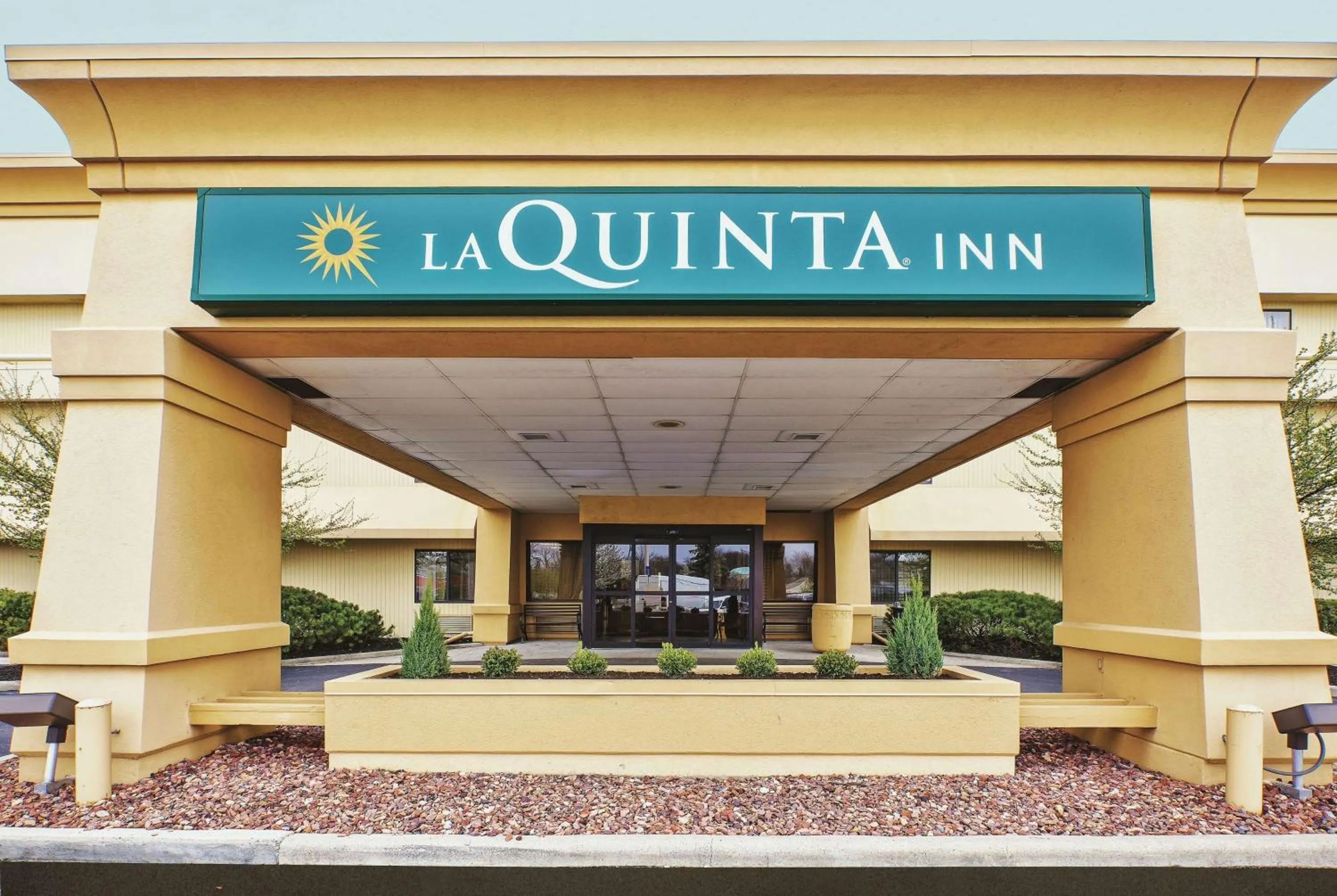 Property building in La Quinta Inn by Wyndham Toledo Perrysburg