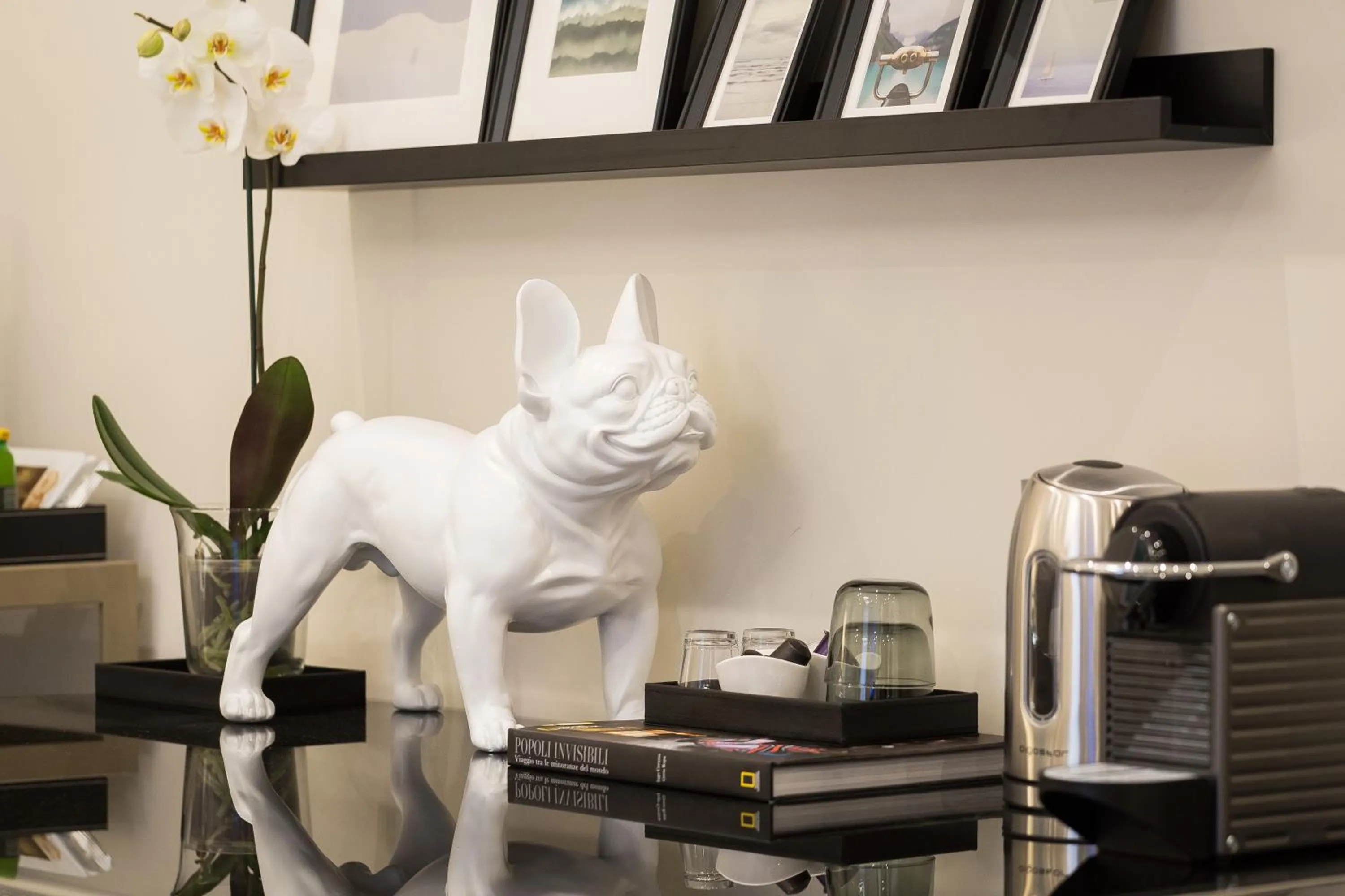 Decorative detail in Clementi Portrait