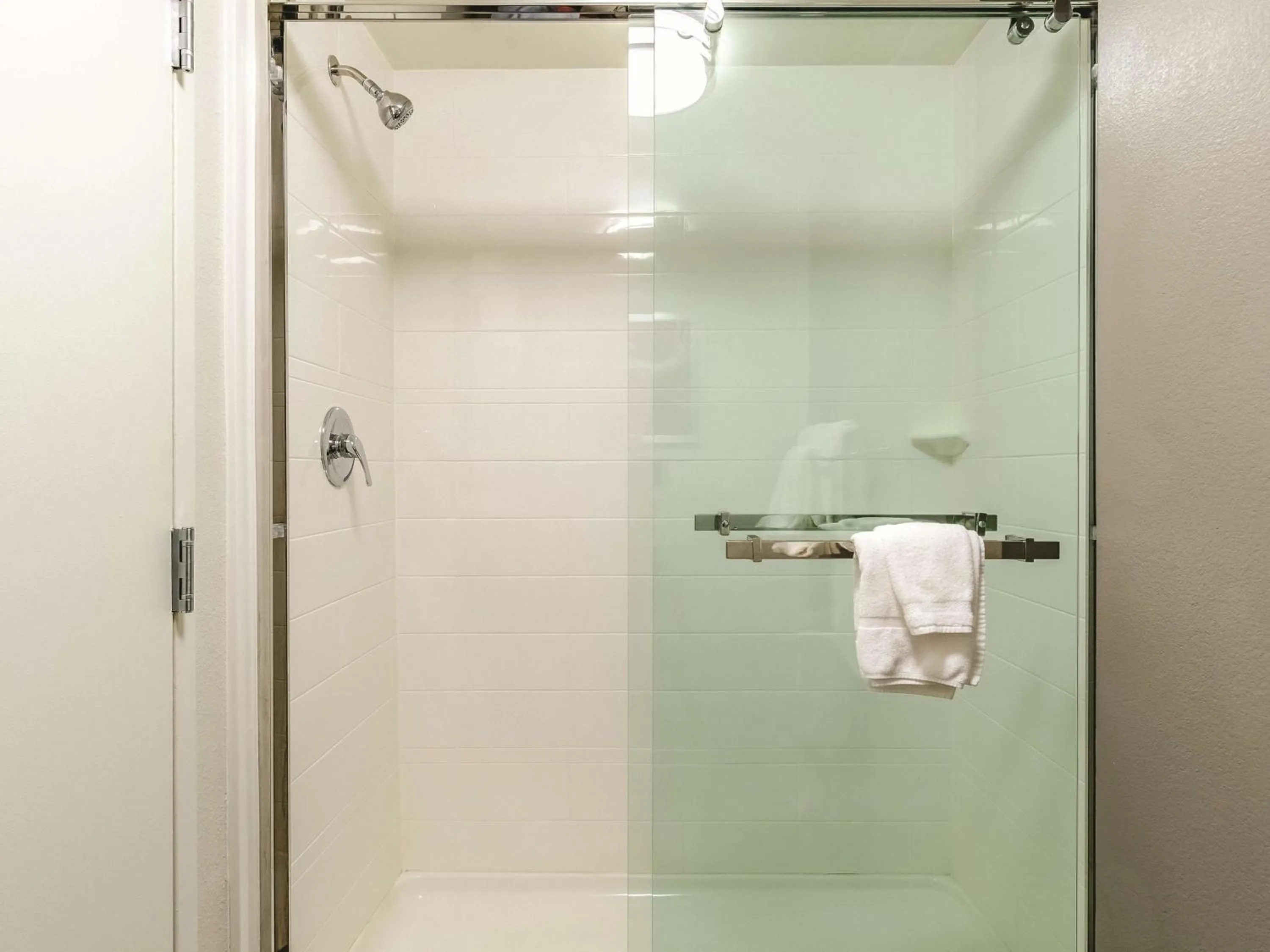 Photo of the whole room in La Quinta by Wyndham Warwick Providence Airport