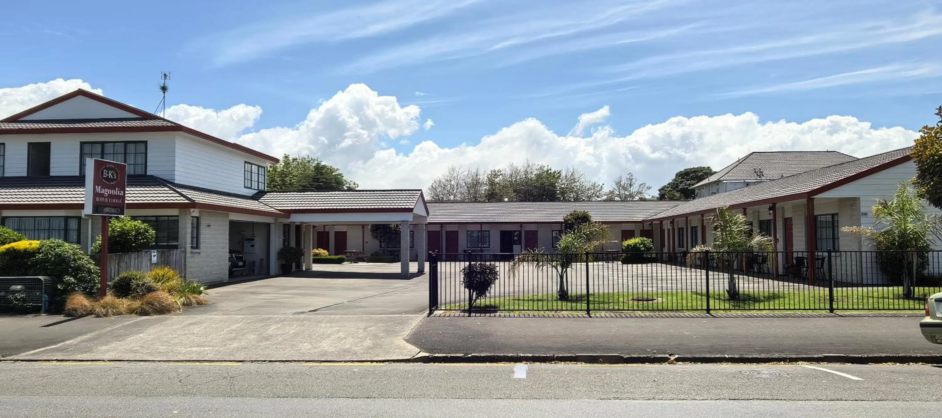 Property building in BK's Magnolia Motor Lodge