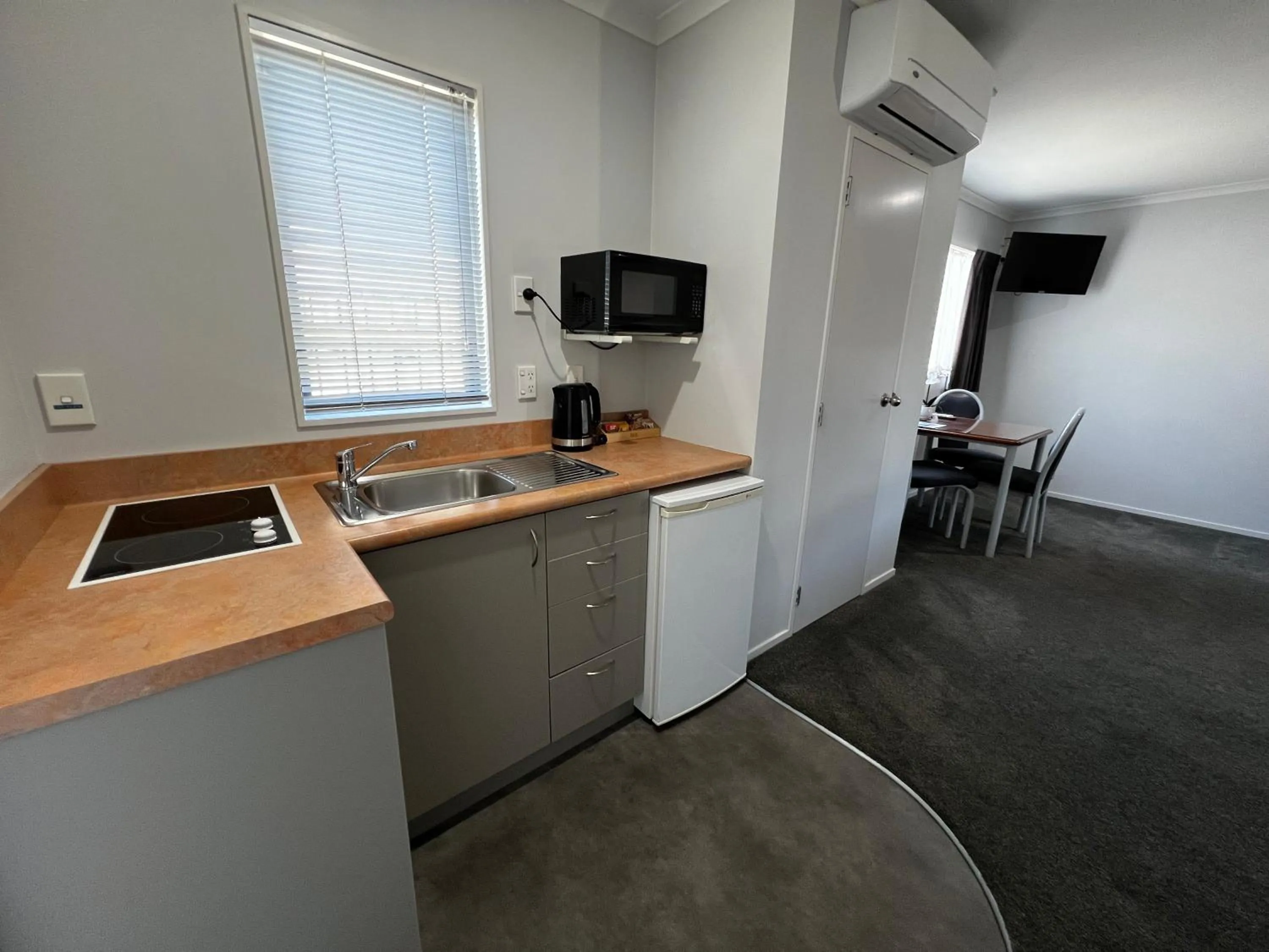 BK's Magnolia Motor Lodge