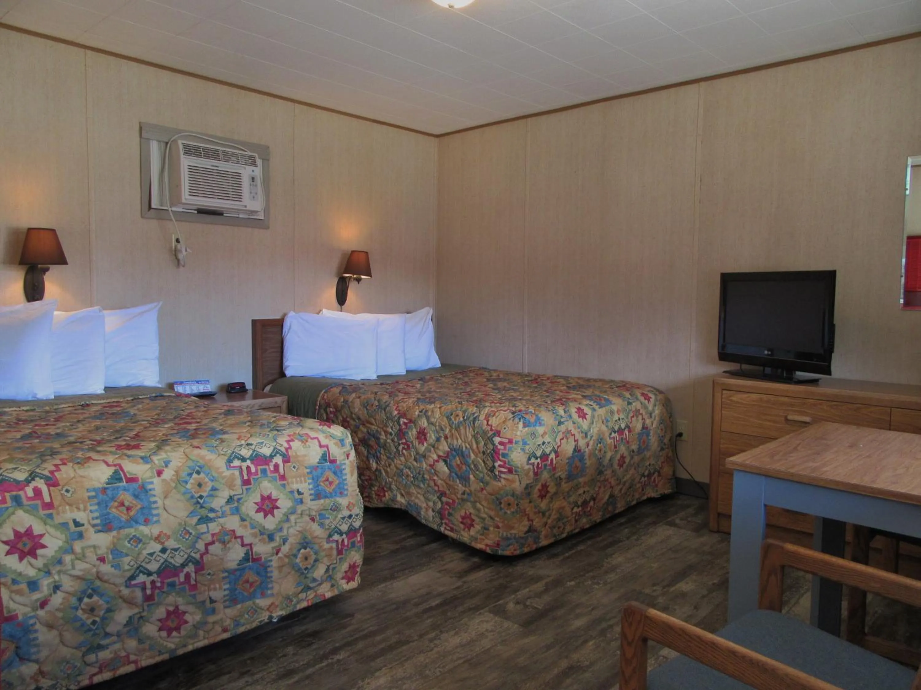 Bed in Big Bear Motel