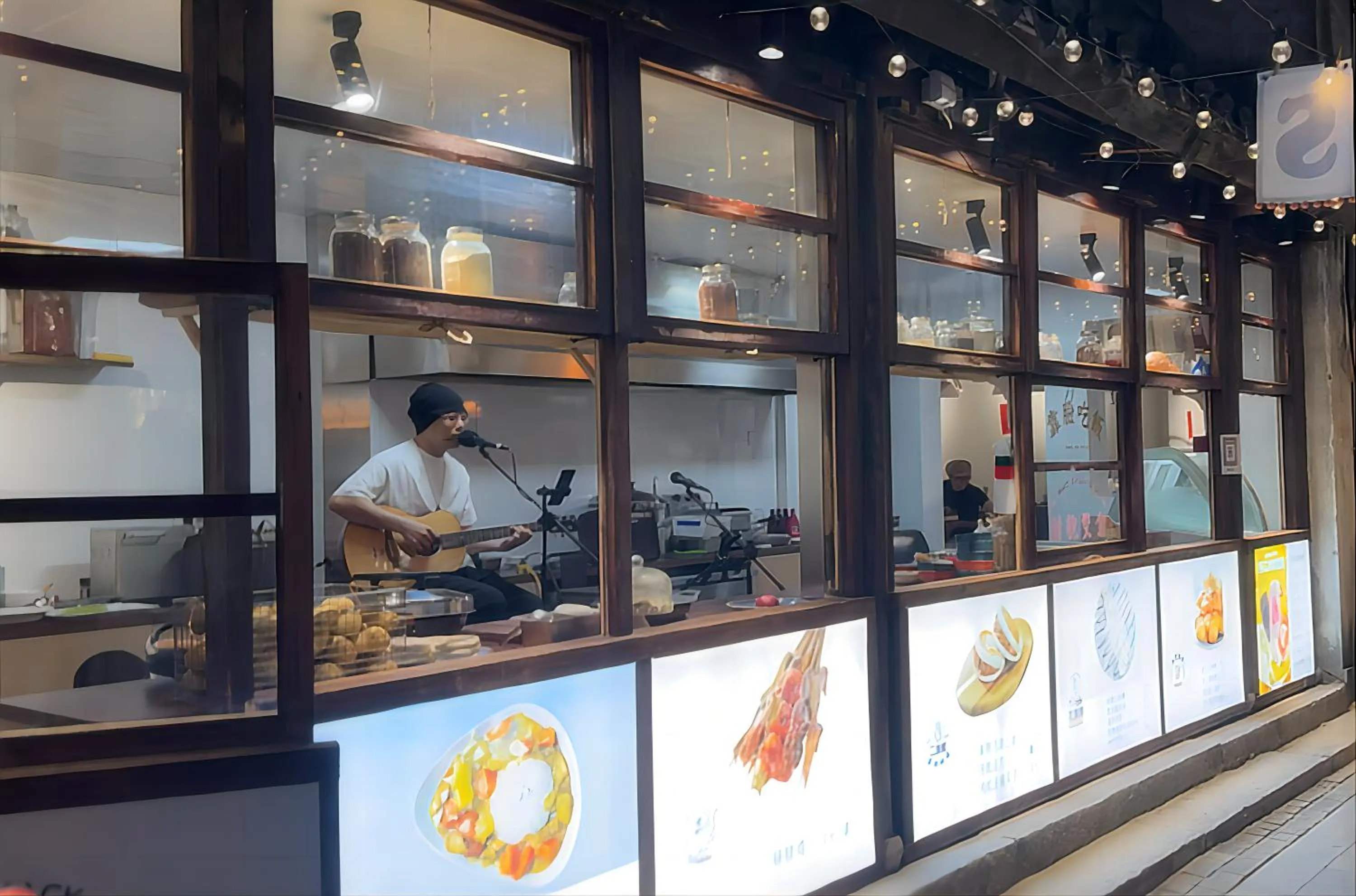 Property building in Mingtown Suzhou Youth Hostel