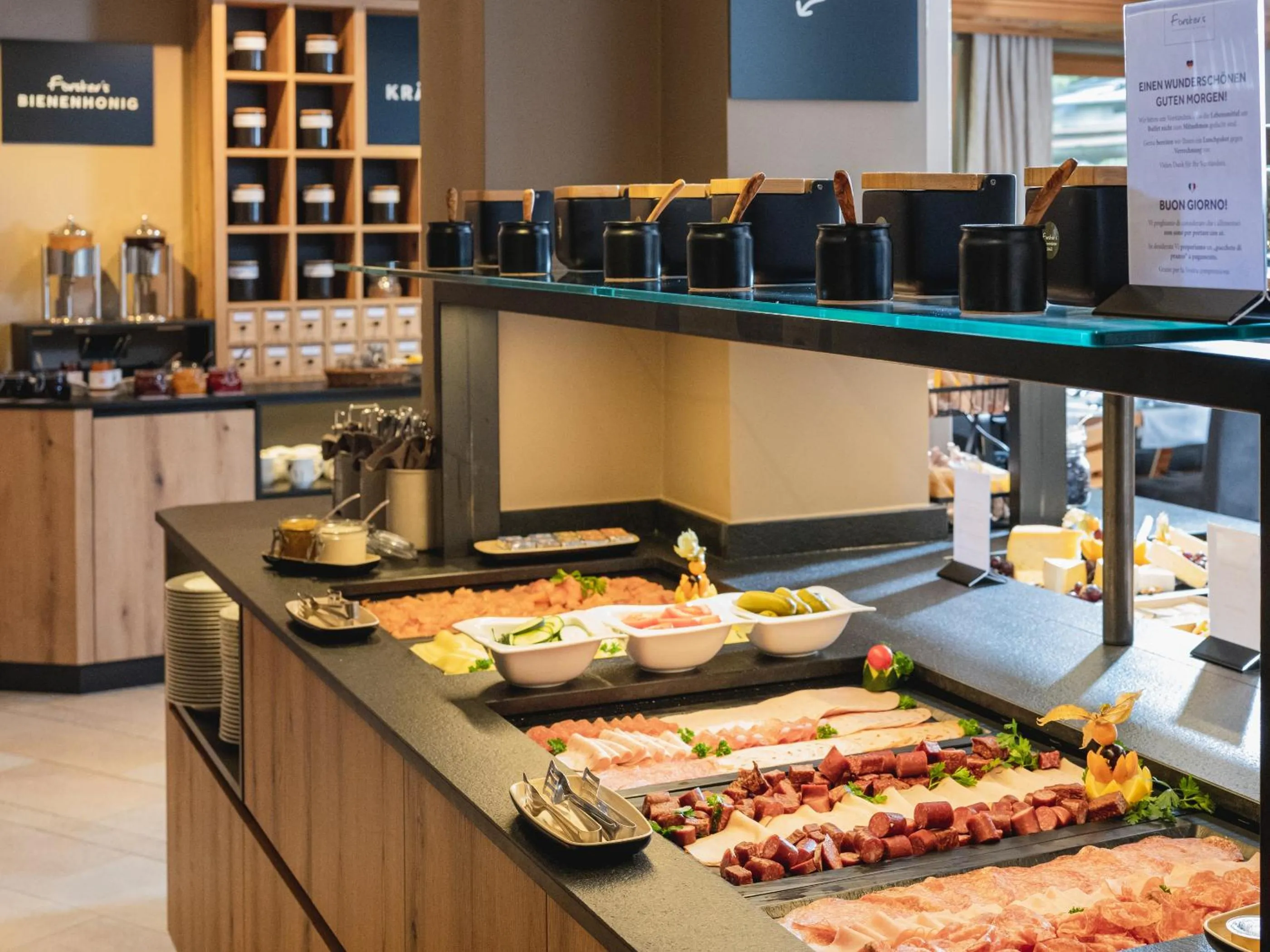 Buffet breakfast in Forster's Naturresort