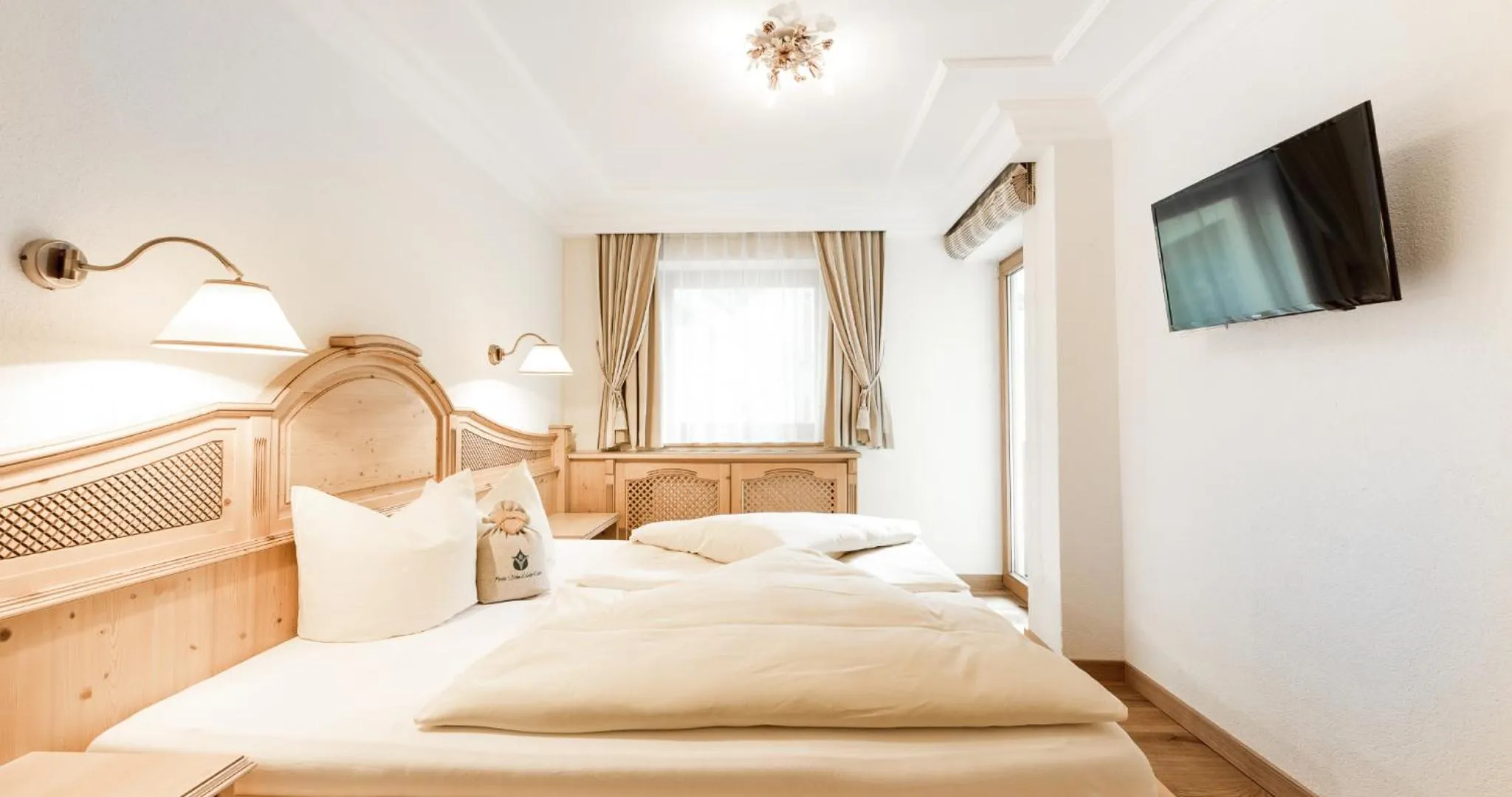 Bedroom, Bed in Forster's Naturresort