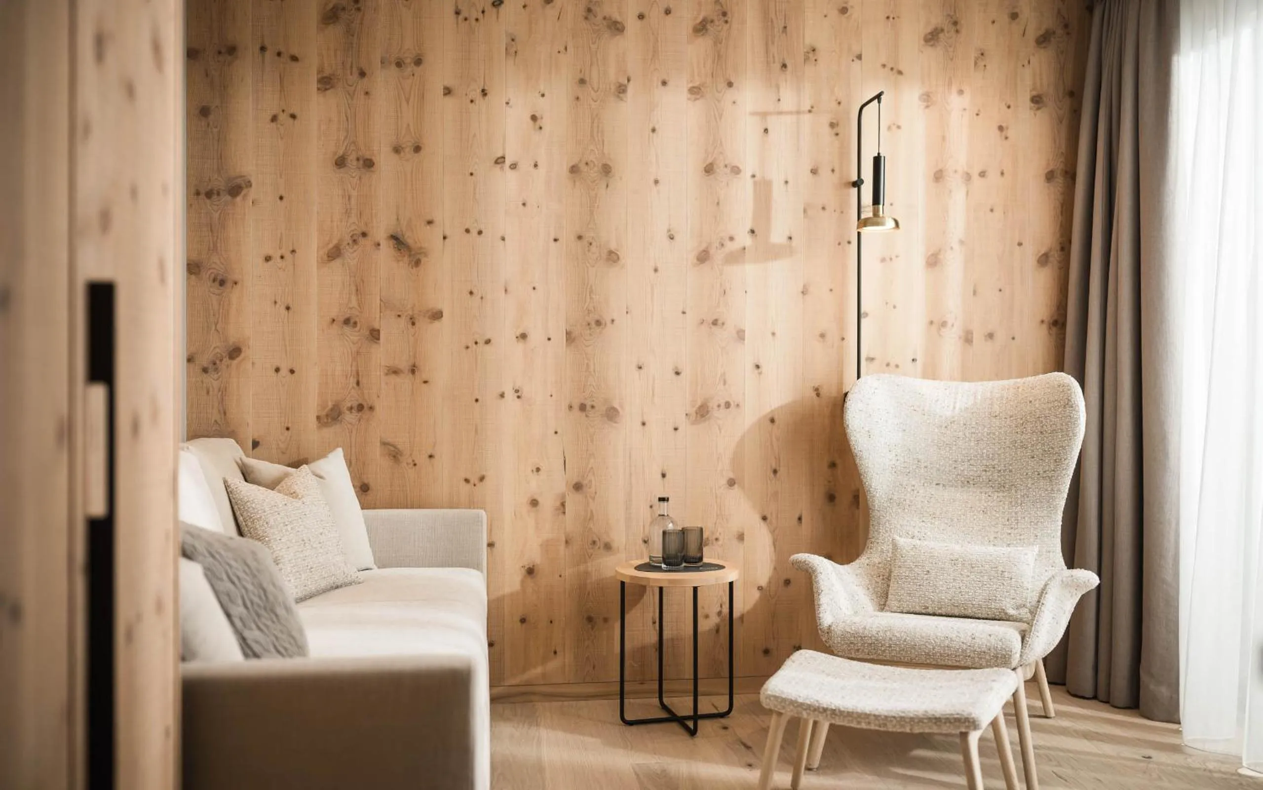 Photo of the whole room in Forster's Naturresort