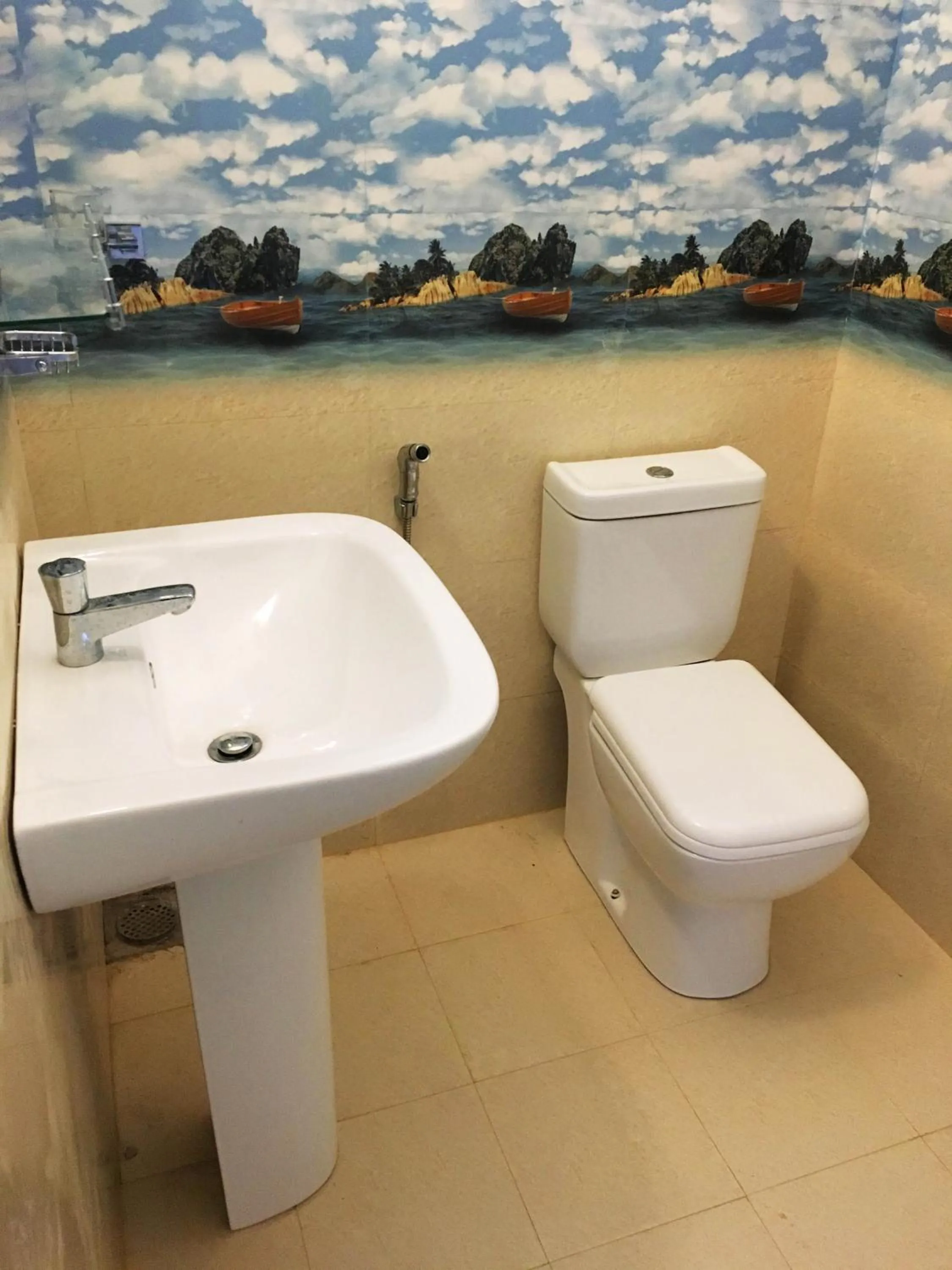 Bathroom in Field Island Villa - Ahangama