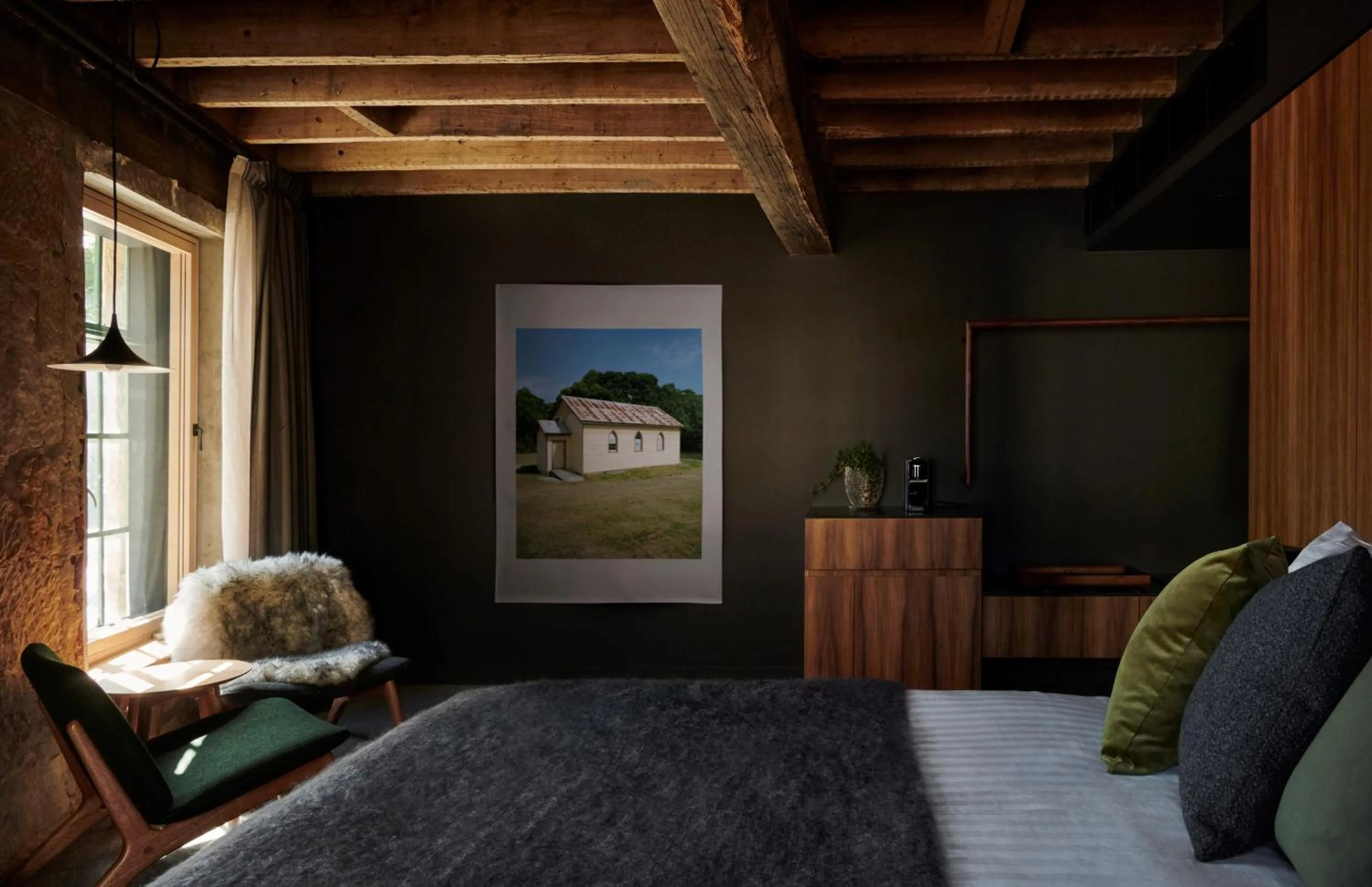 Photo of the whole room, Bed in Moss Hotel