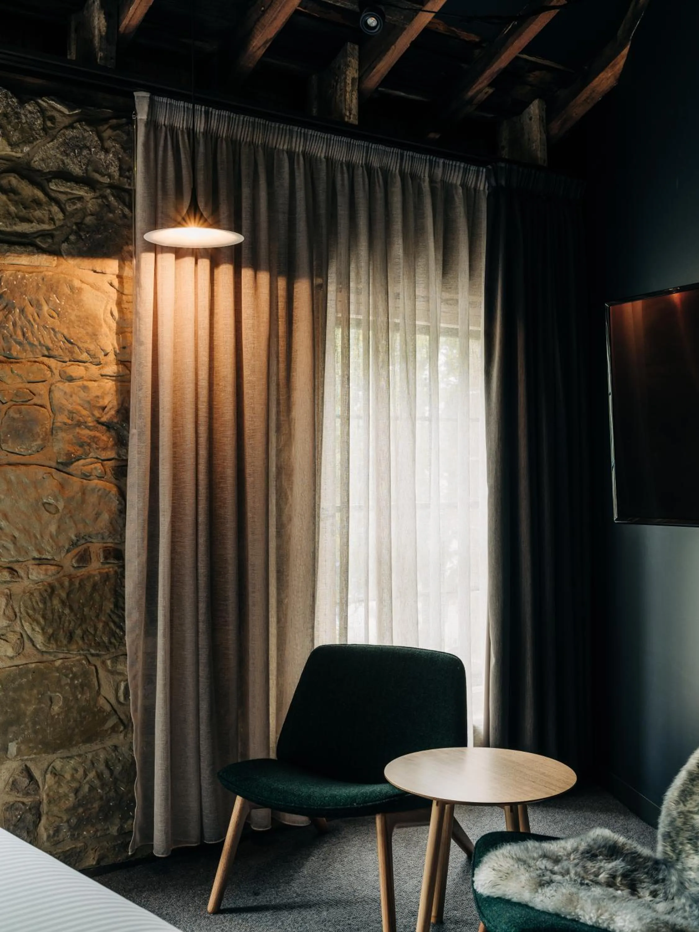 Seating area in Moss Hotel