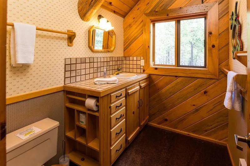 Kitchen or kitchenette in Sisters Dream Inn