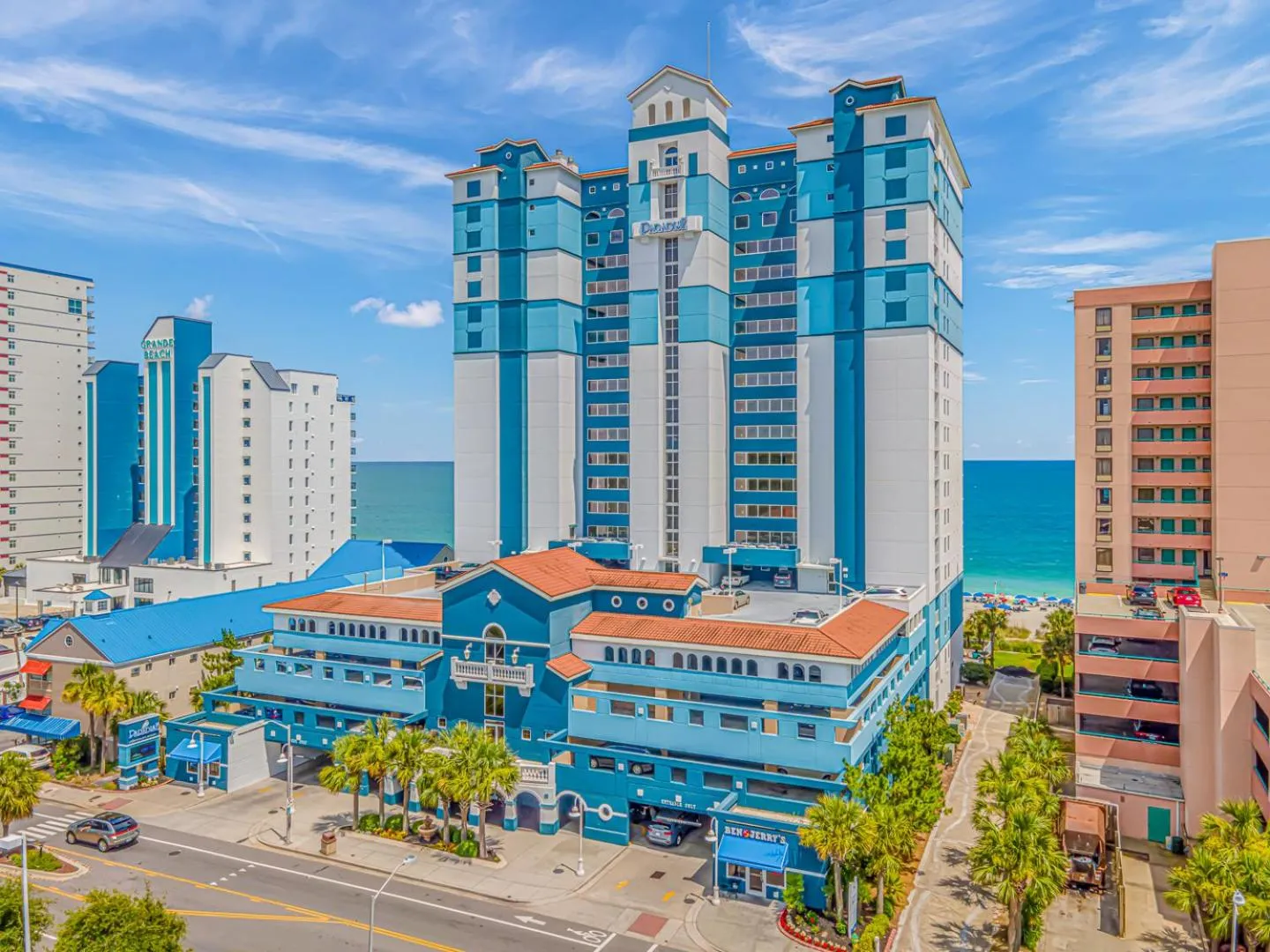 Property building in Paradise 1408