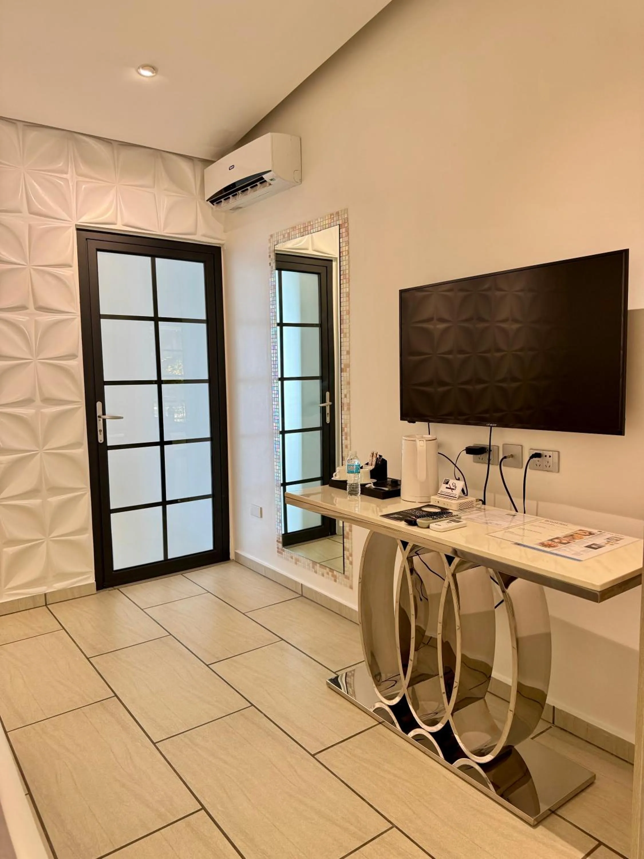 Marina Point Bay Resort