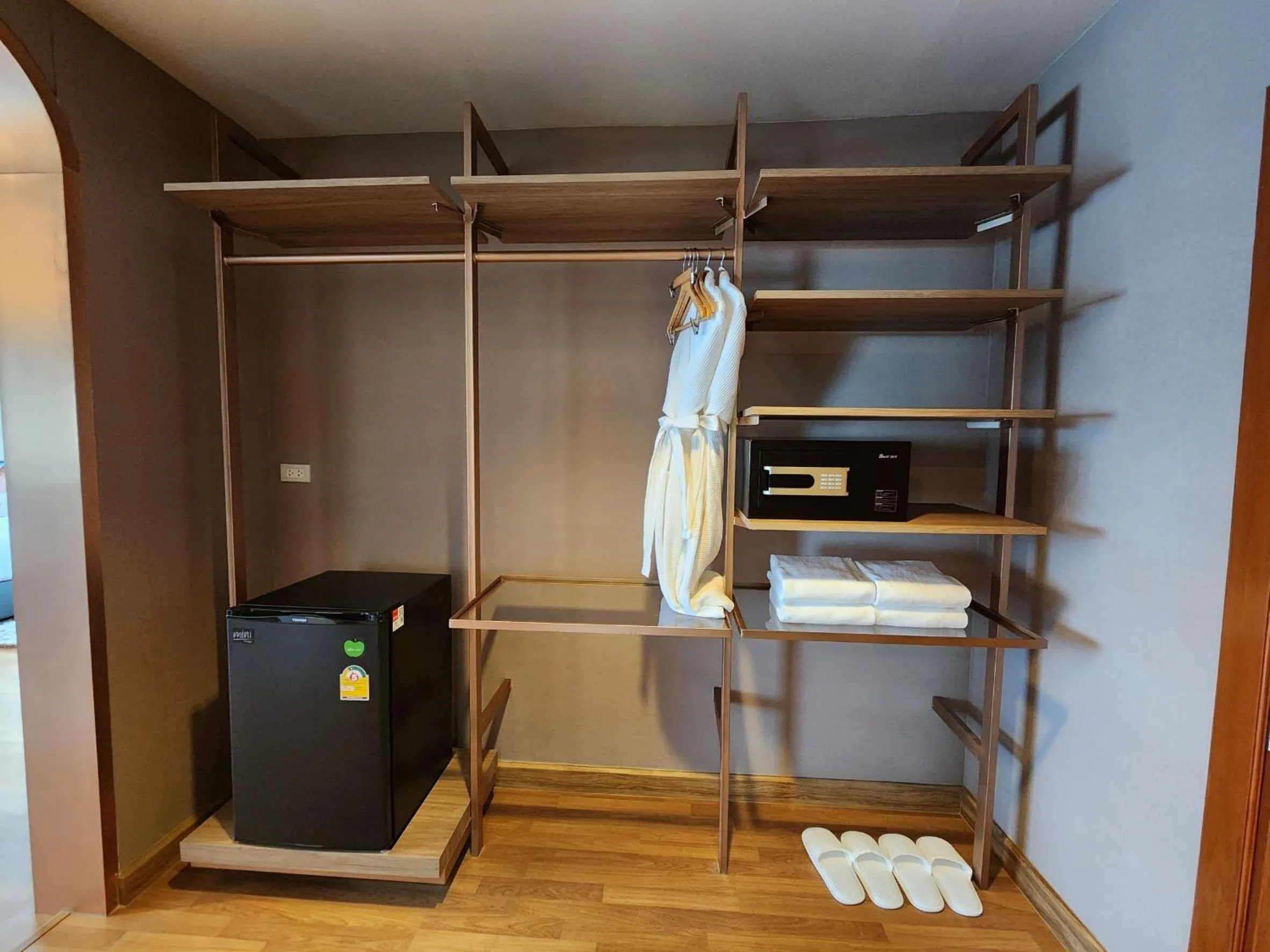 wardrobe in Siamgrand Hotel