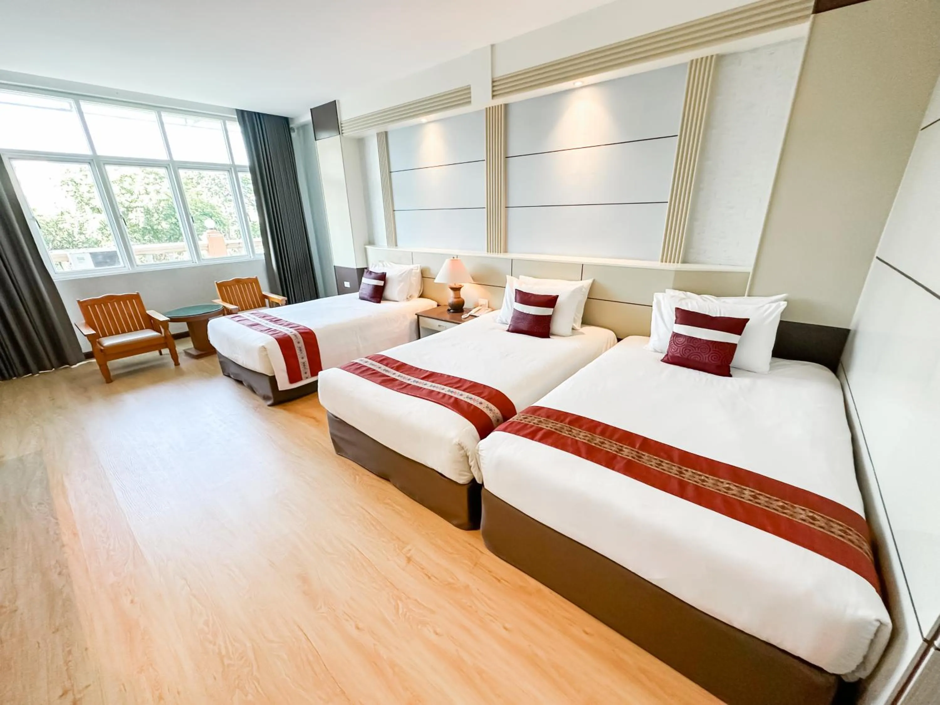 Deluxe Triple Room in Siamgrand Hotel