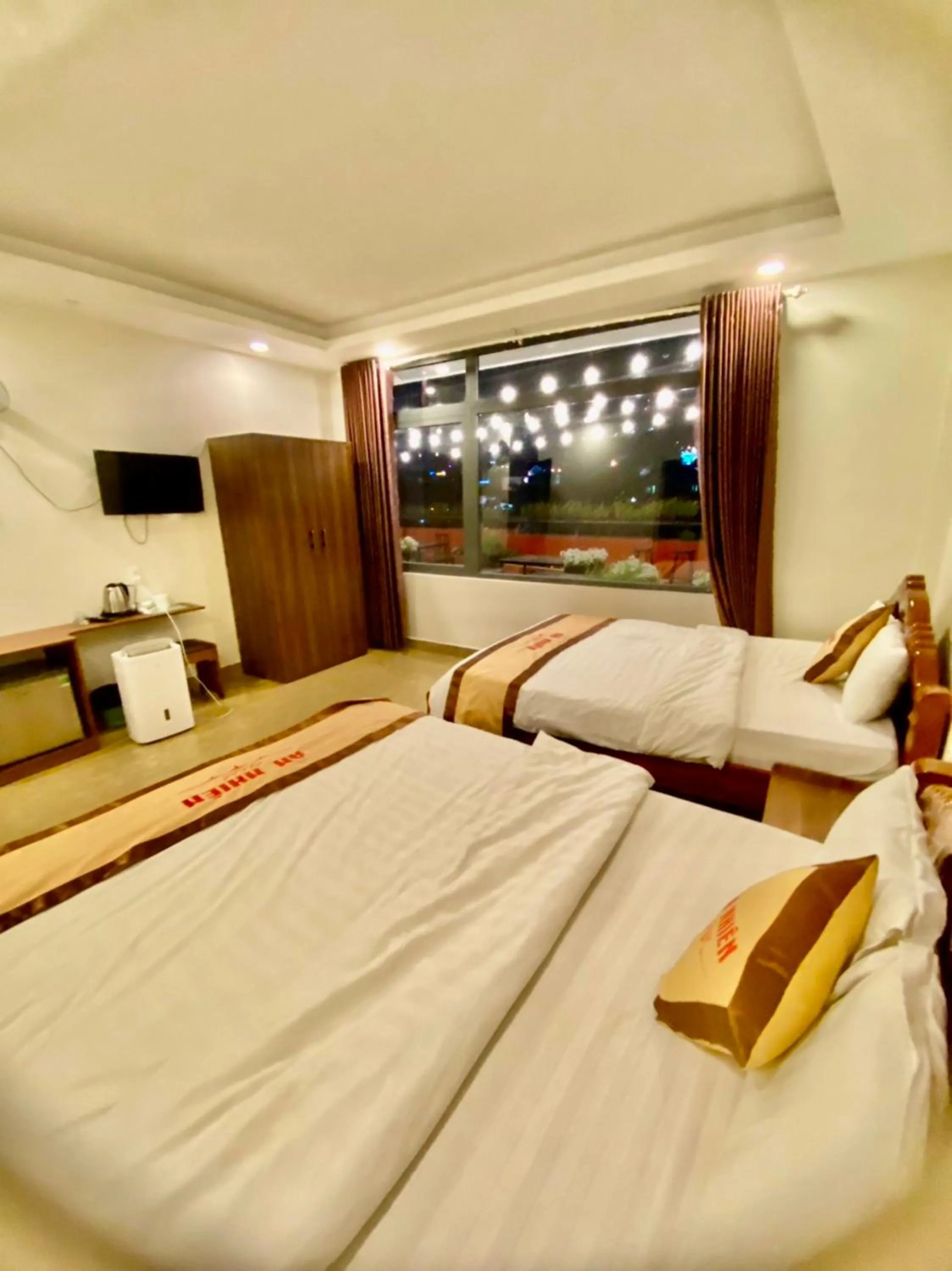 Bedroom, Bed in An Nhien Hotel