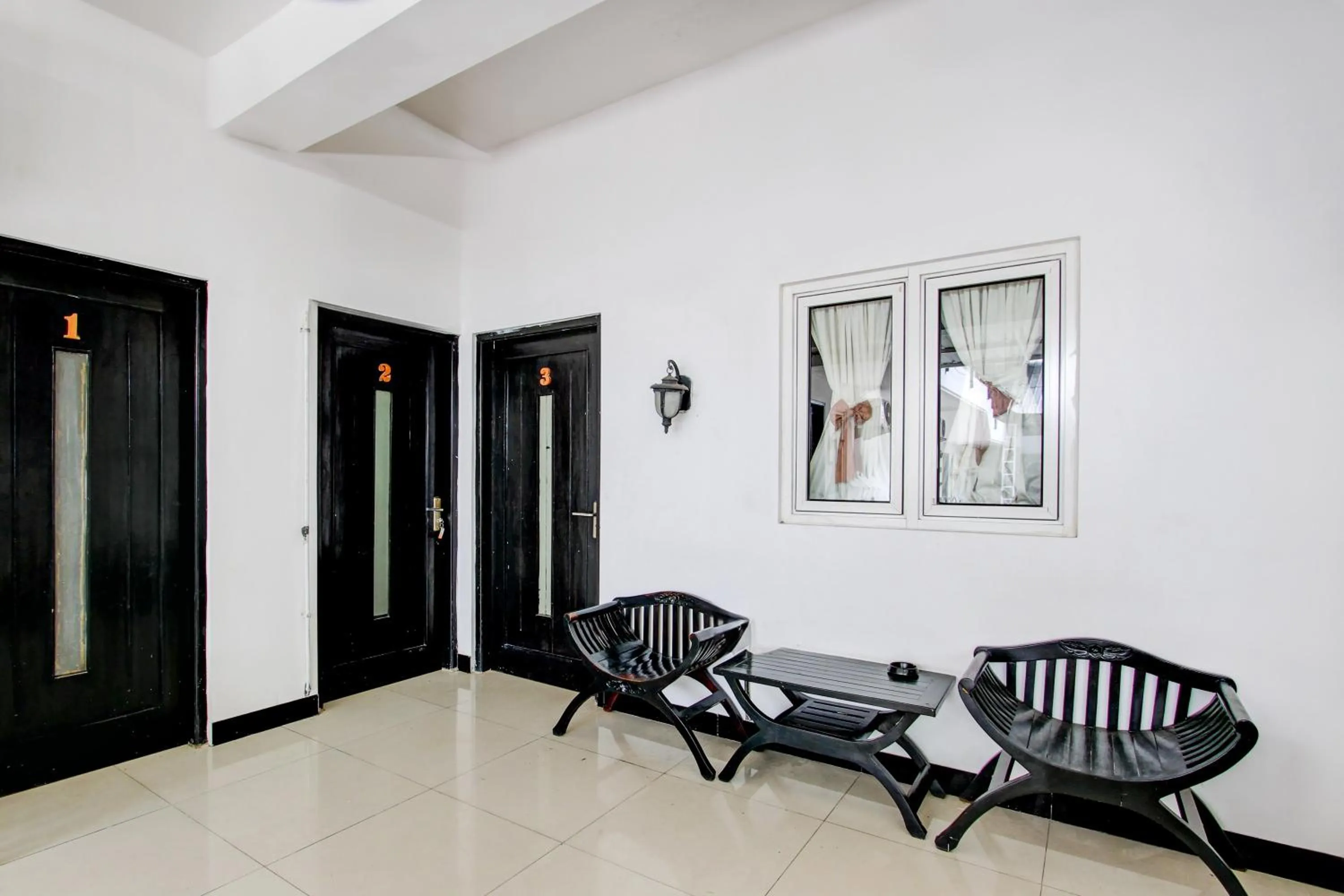 Lobby or reception in Hotel O Pondok Helomi