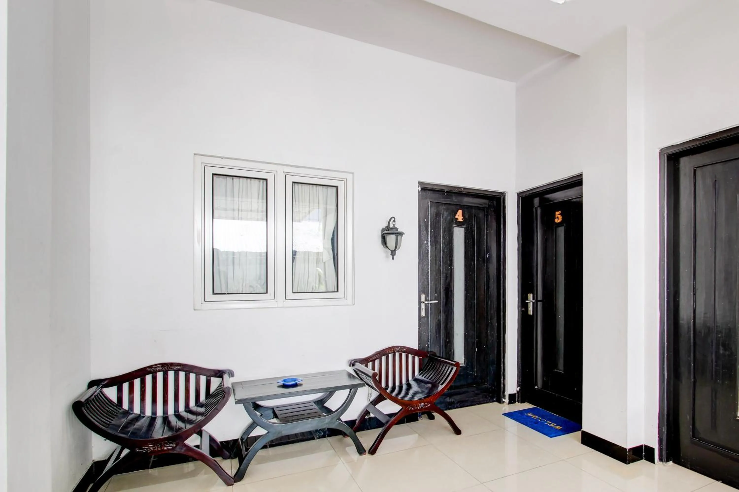 Lobby or reception in Hotel O Pondok Helomi