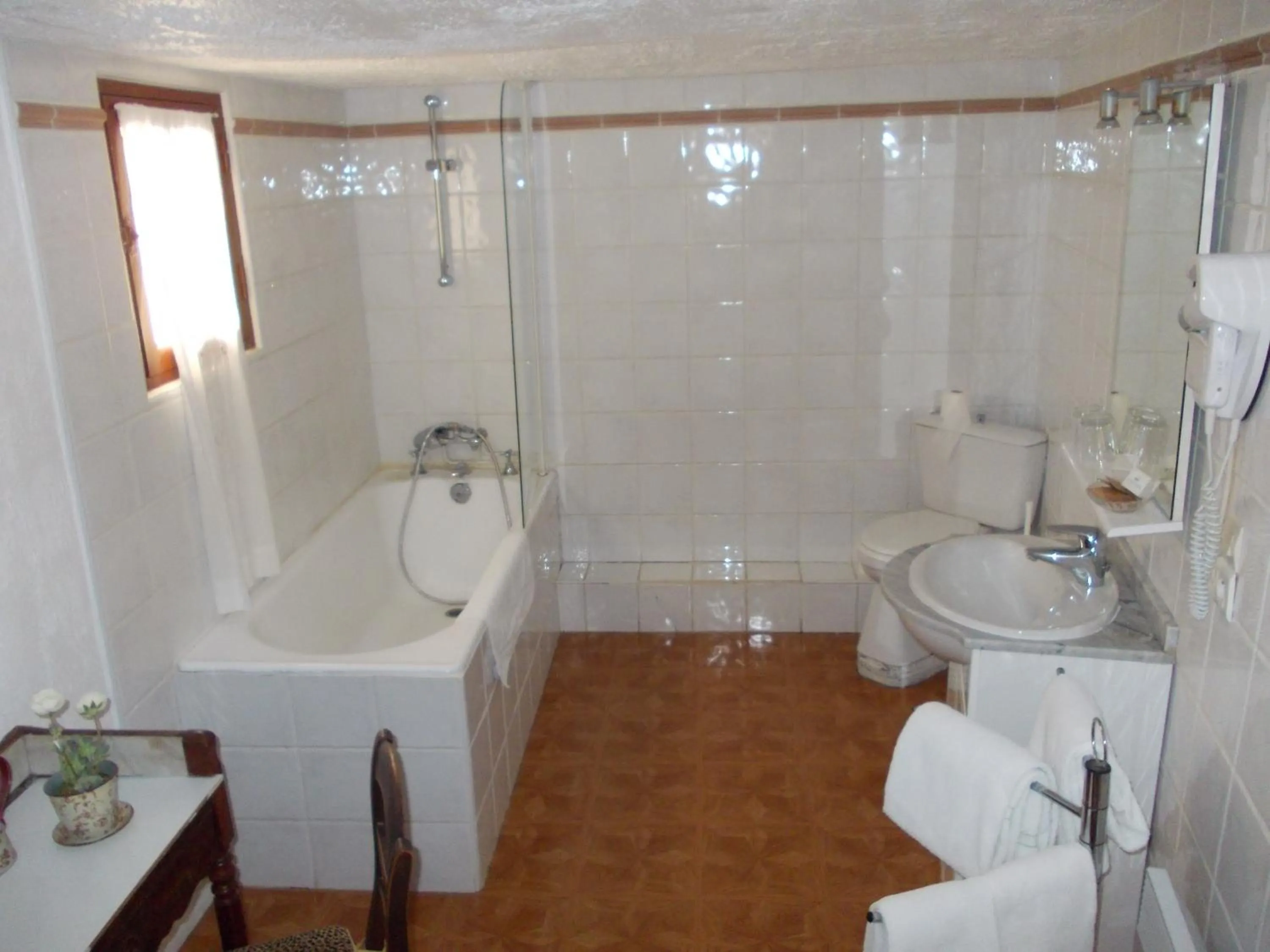 Bathroom in L'Oursin