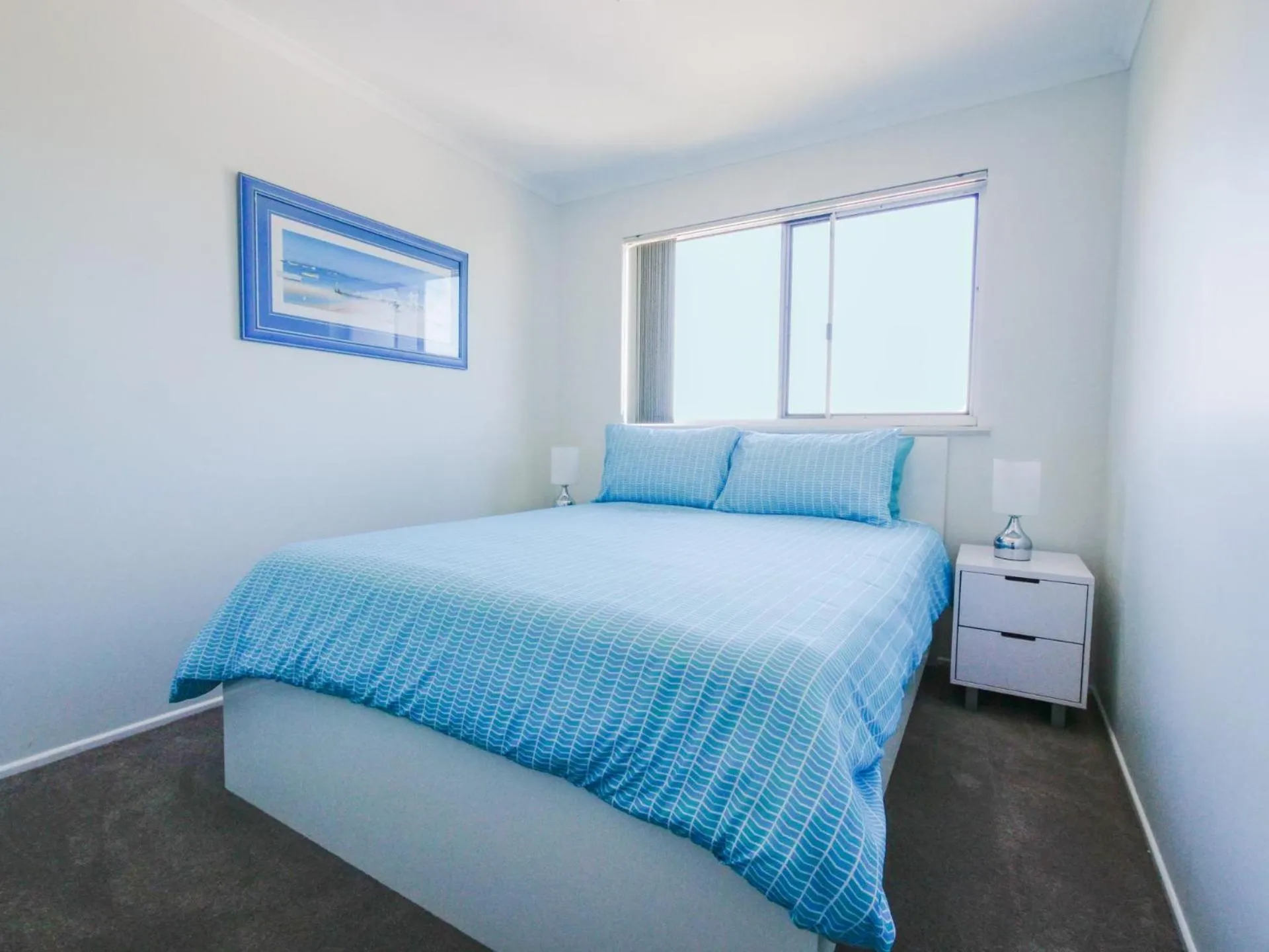 Bed in Explorer Cove Unit 6 31 Kennedy Pde