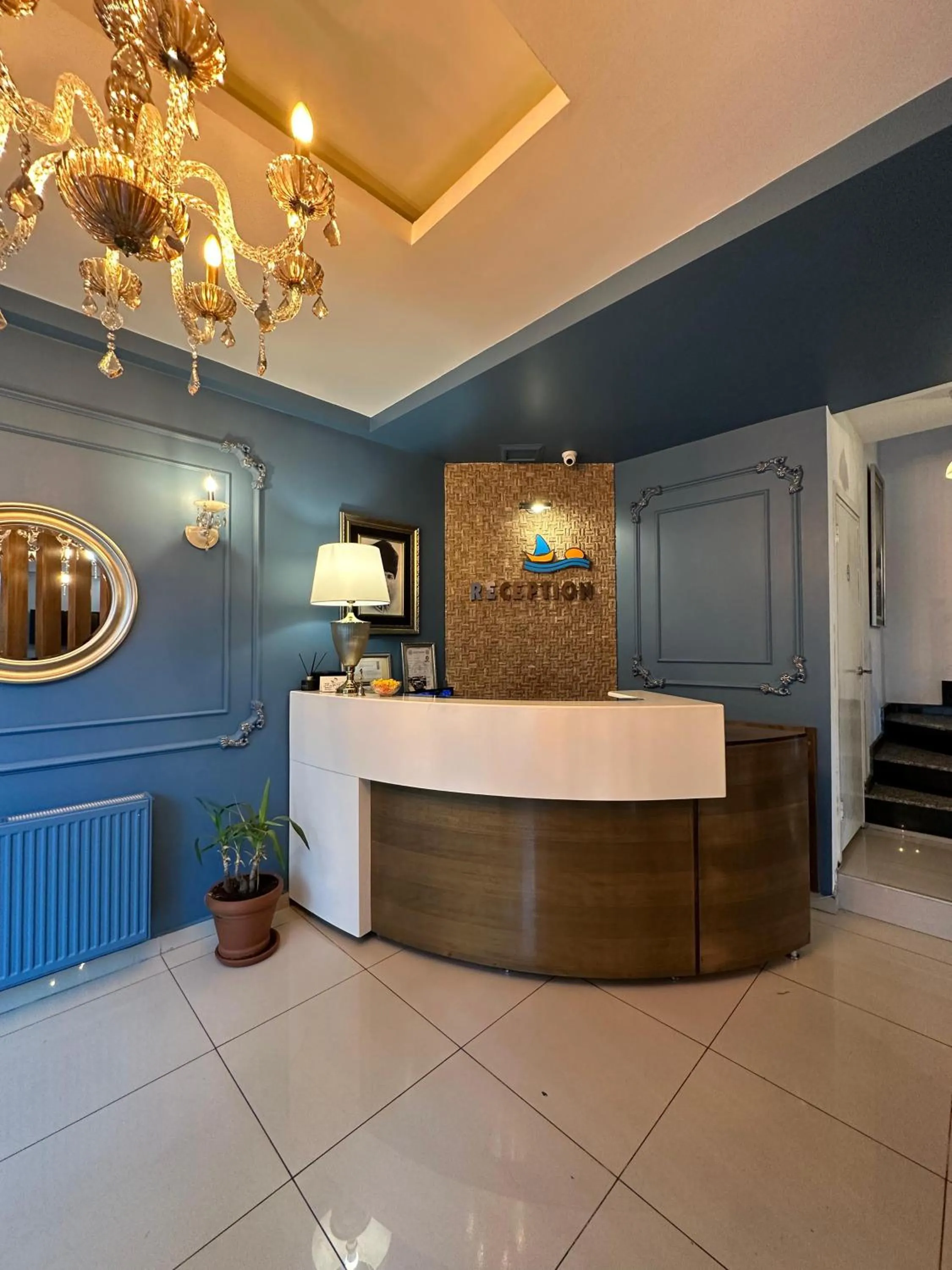 Lobby or reception in Lonca Butik Hotel