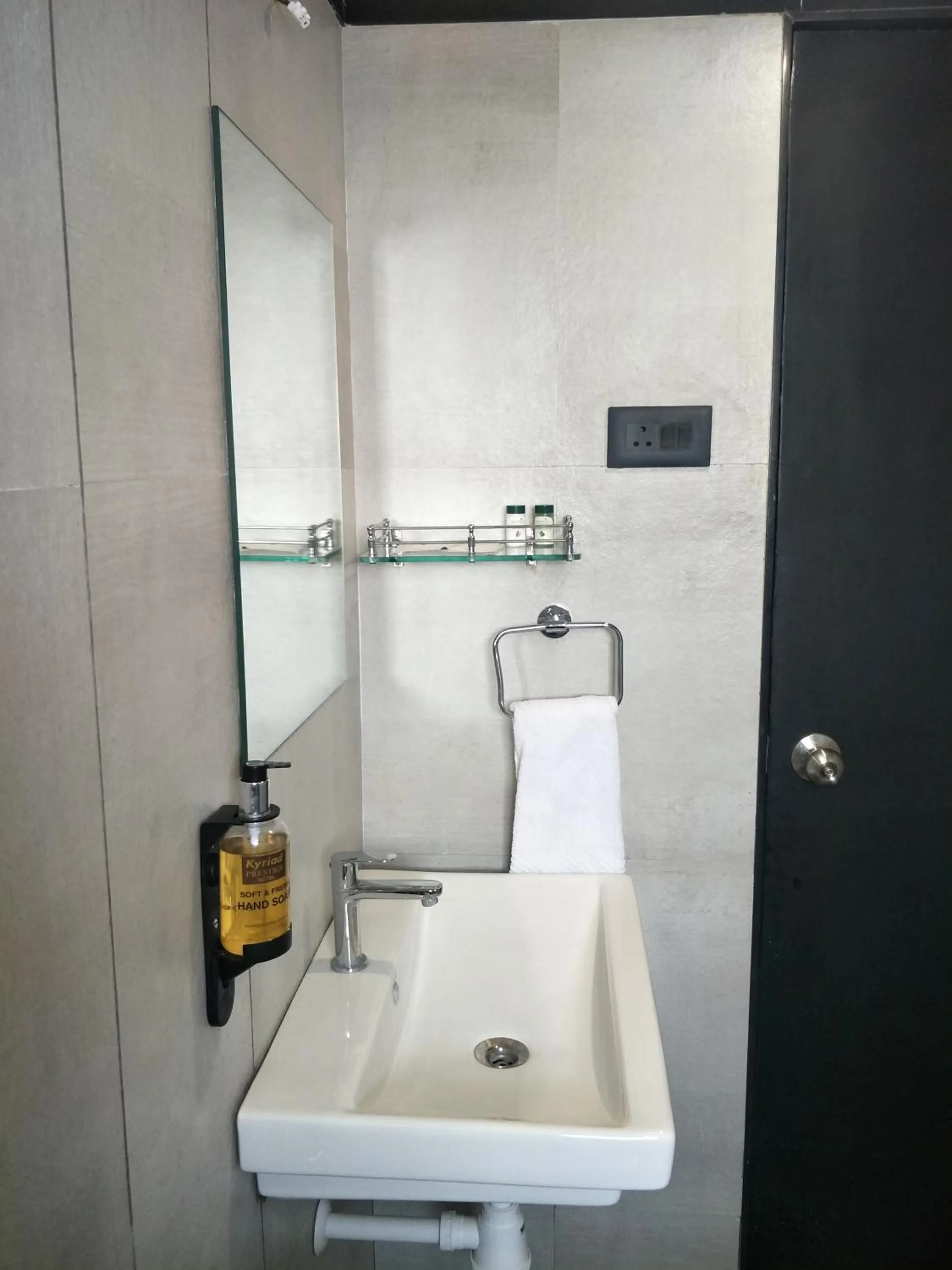 Kyriad Hotel Solapur by OTHPL