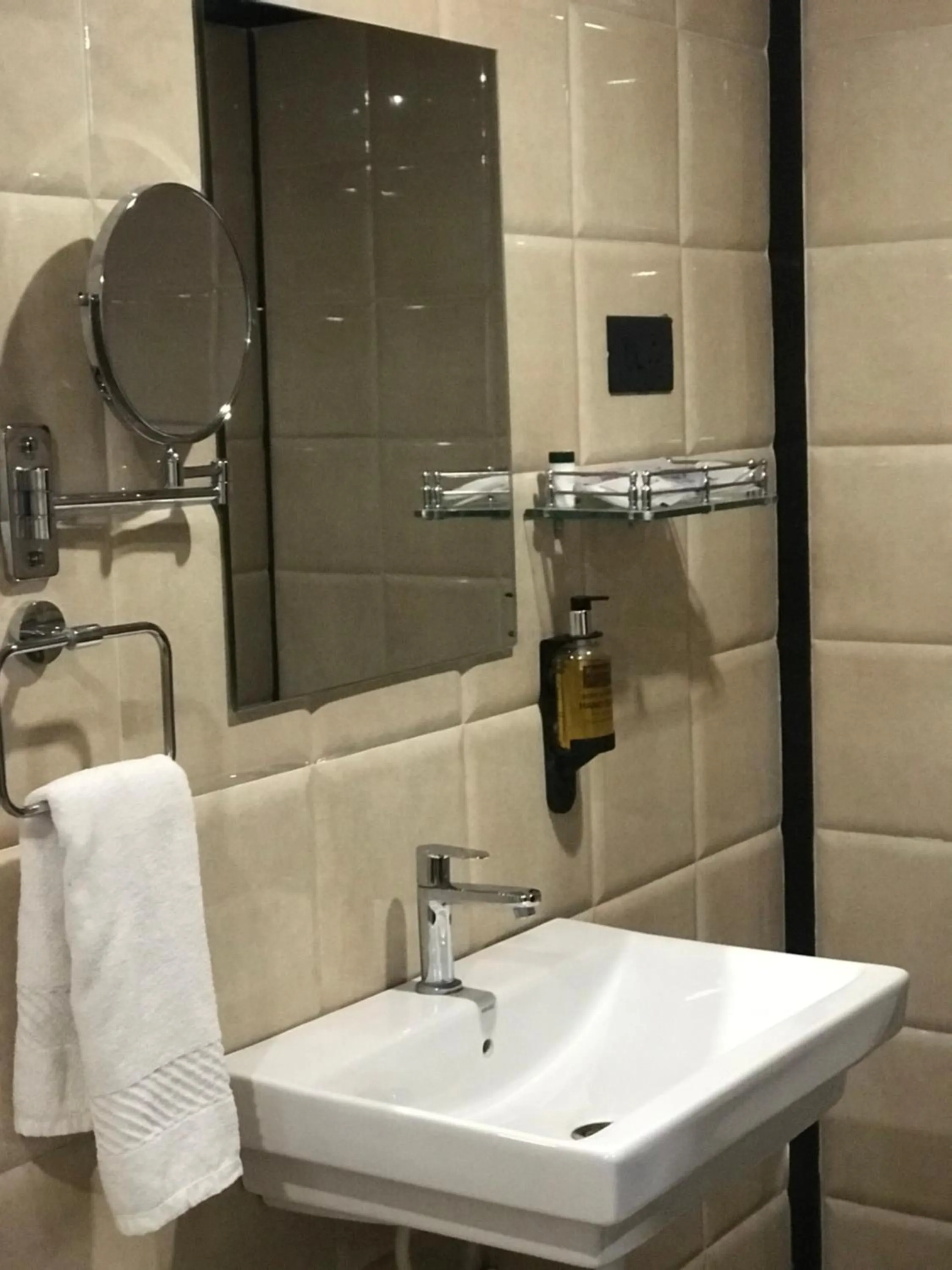 Kyriad Hotel Solapur by OTHPL