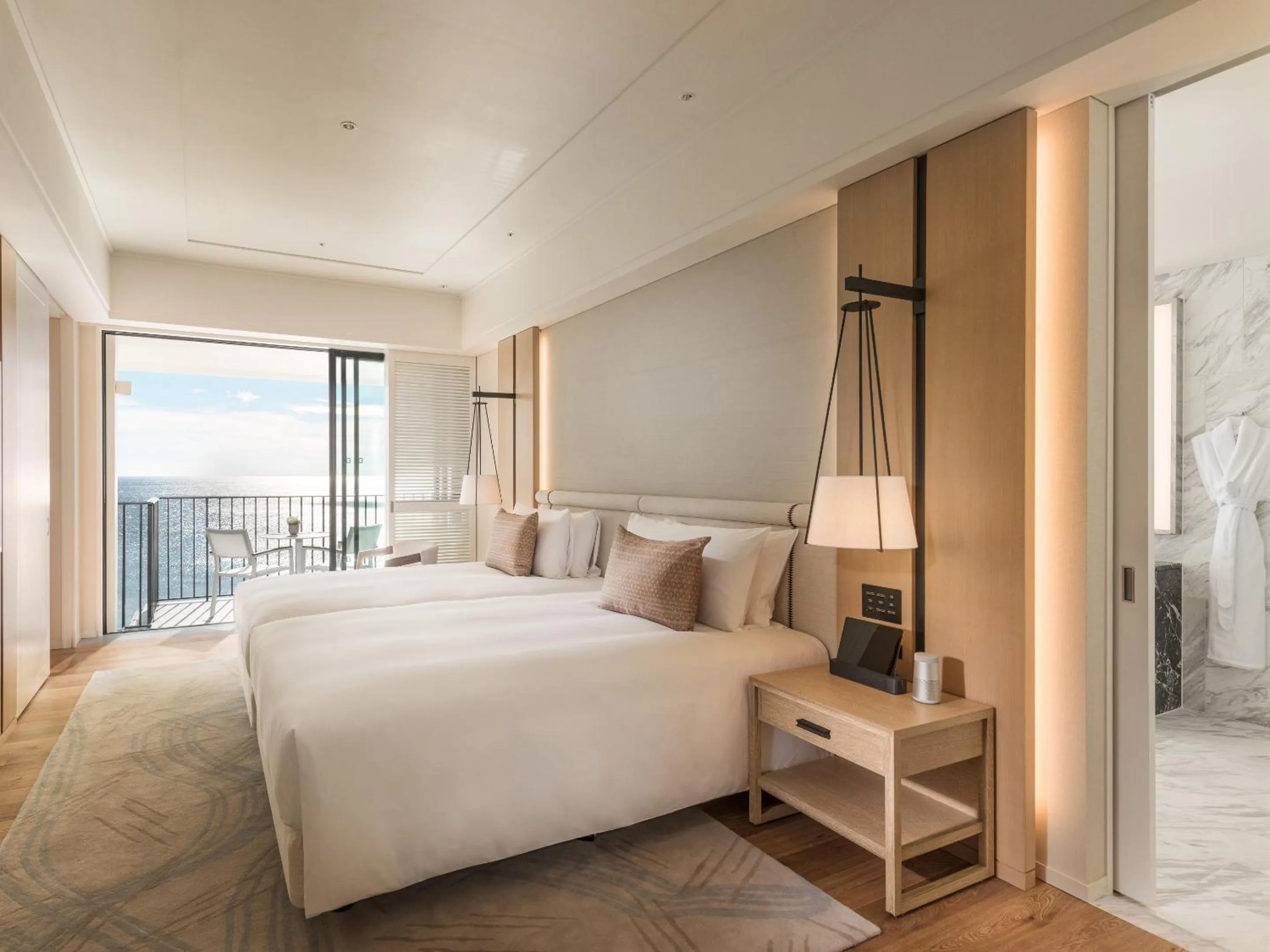 Bedroom, Bed in Halekulani Okinawa