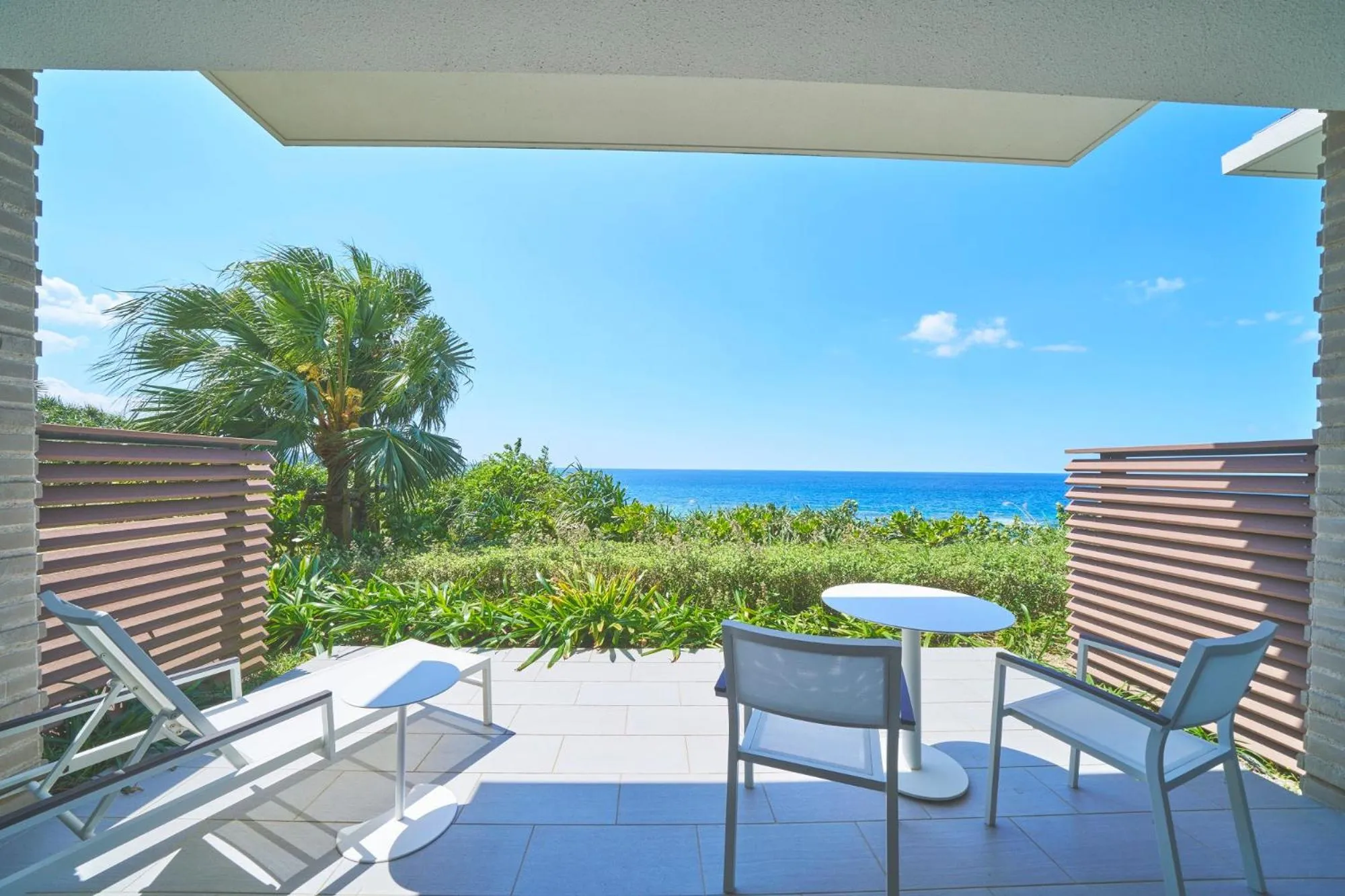 Balcony/Terrace in Halekulani Okinawa