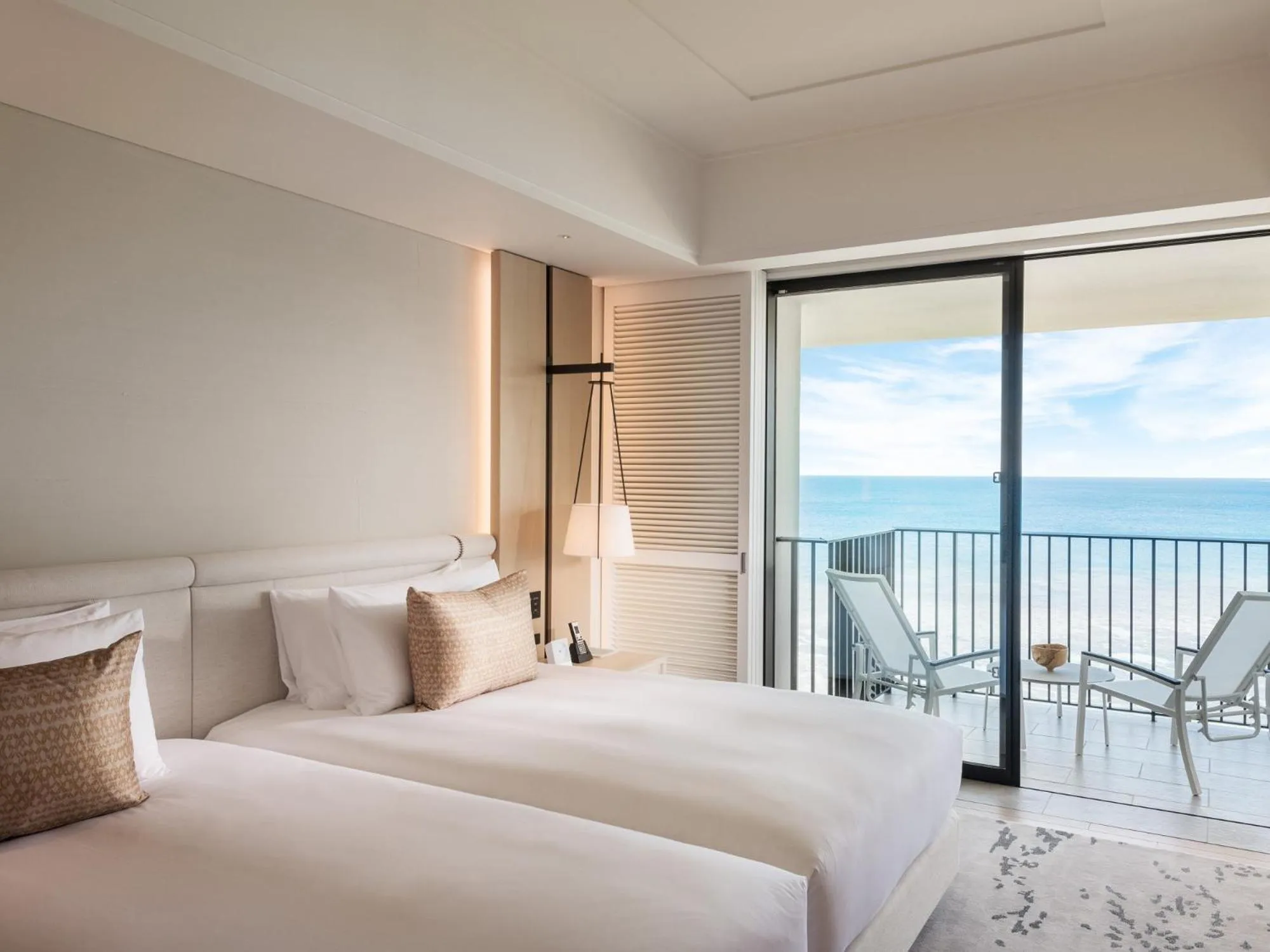 View (from property/room), Bed in Halekulani Okinawa