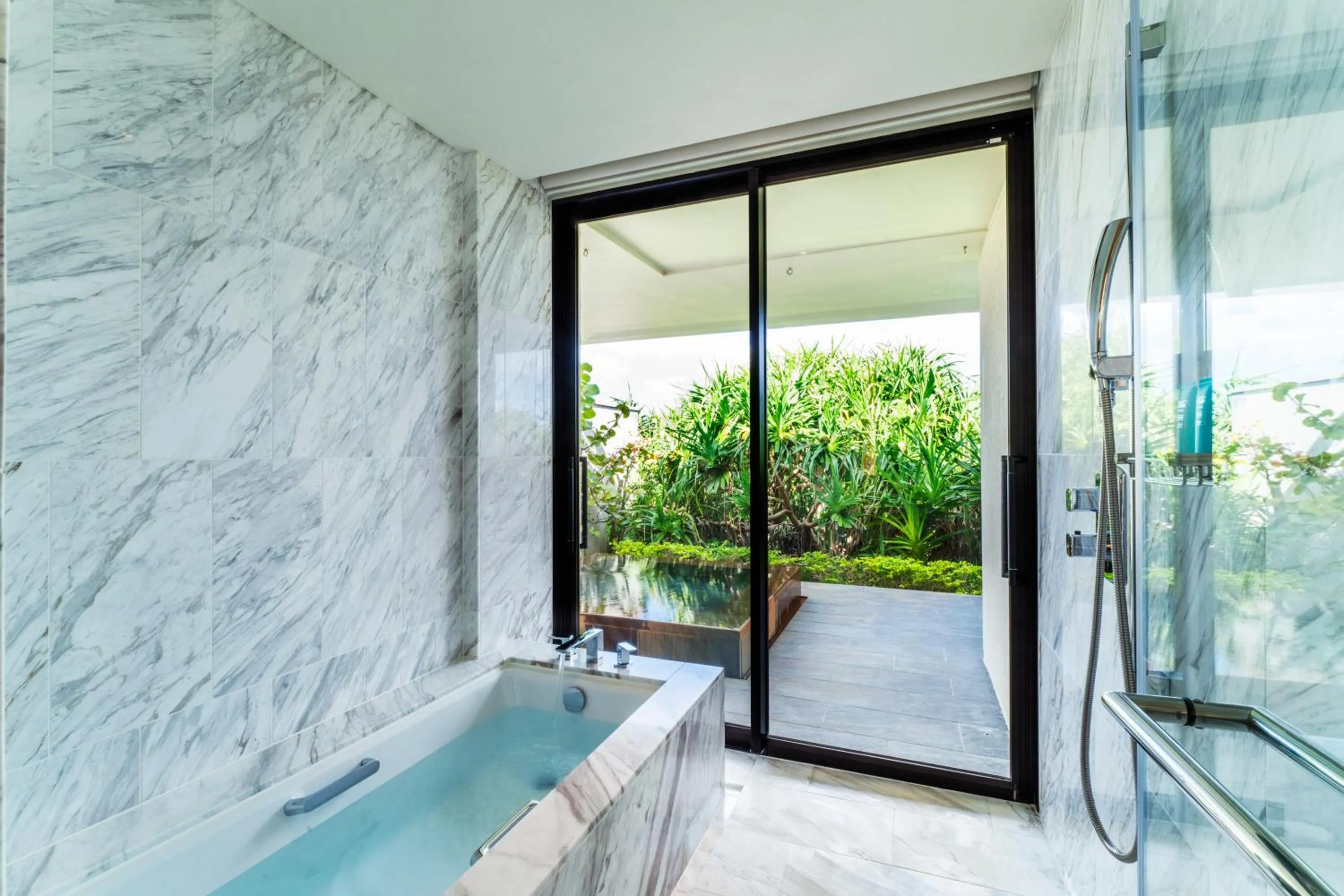 Bathroom in Halekulani Okinawa