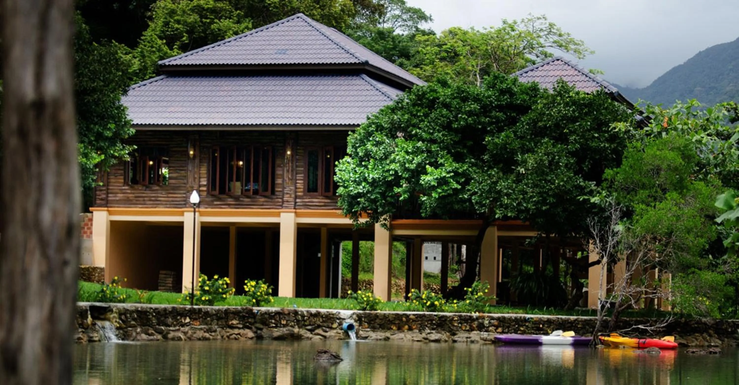 Restaurant/places to eat in Chaipura Resort