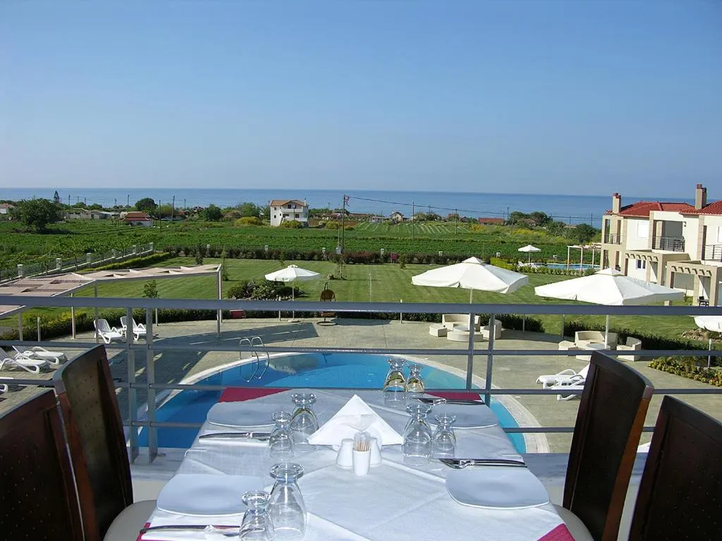 Antonios Village Hotel & Apartments