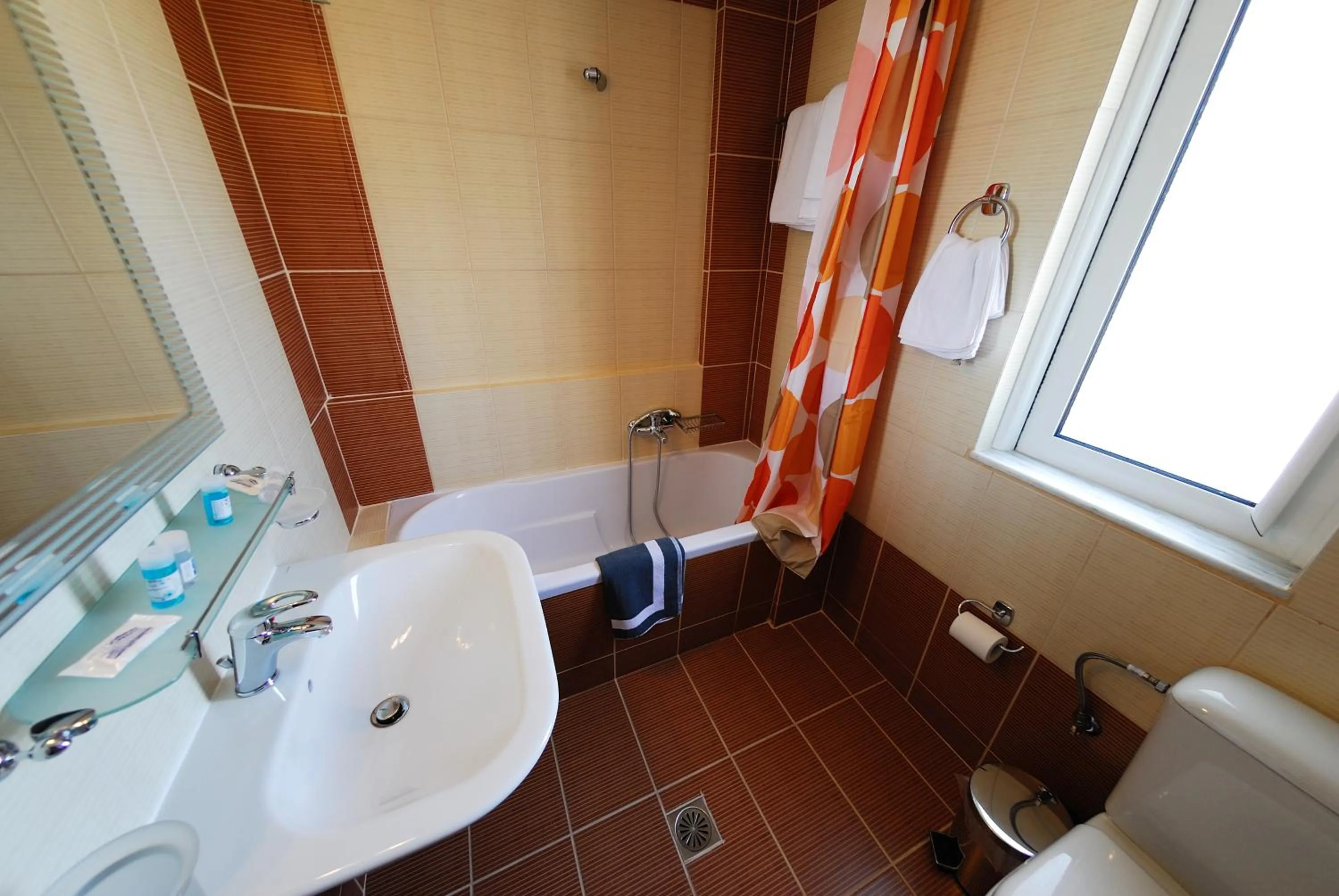 Antonios Village Hotel & Apartments