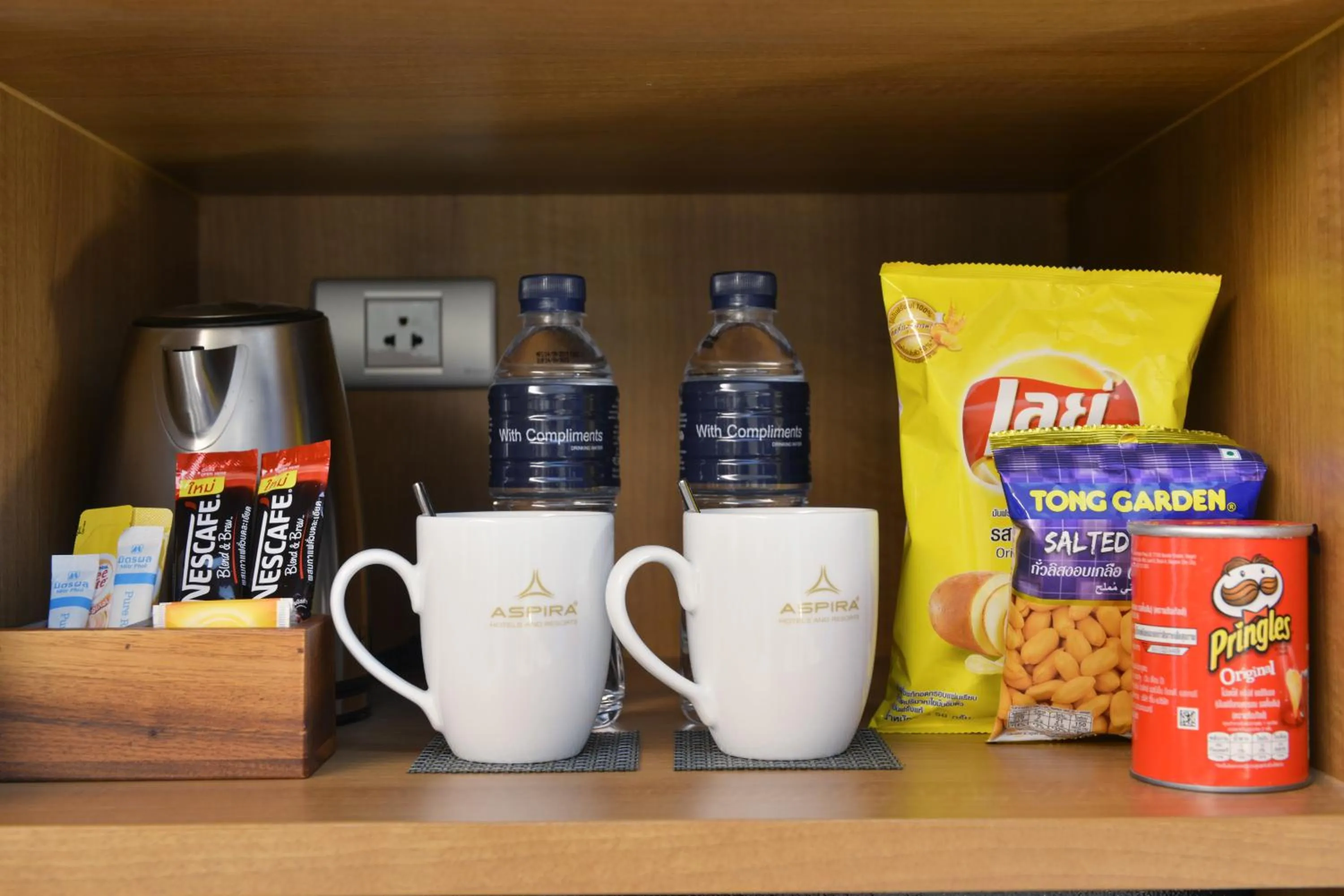 Coffee/tea facilities in Aspira One Sutthisan