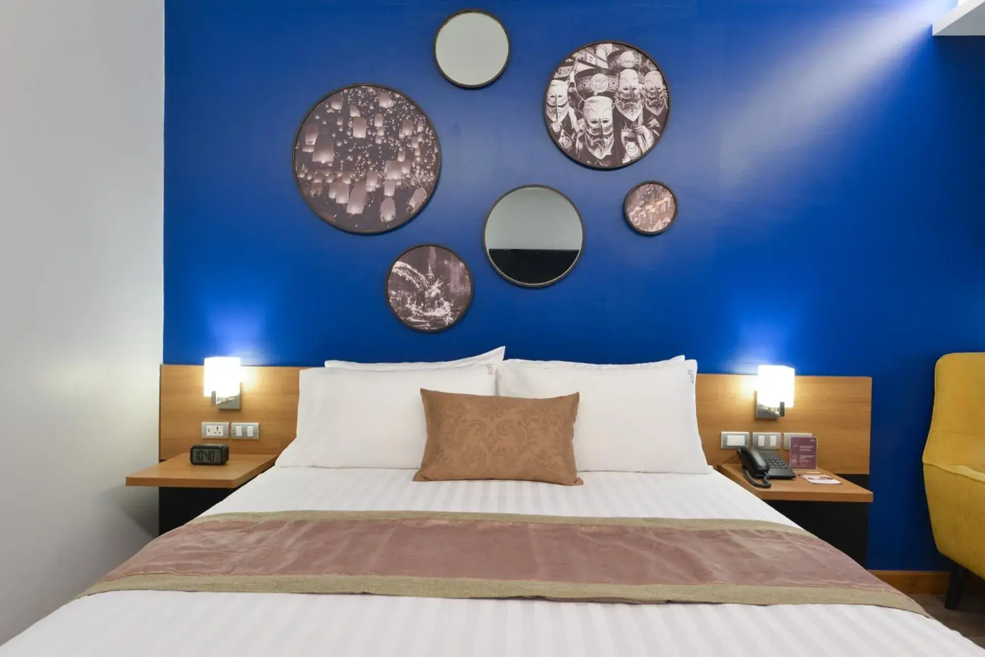 Deluxe Queen Room in Aspira One Sutthisan Deluxe Queen Room in Aspira One Sutthisan