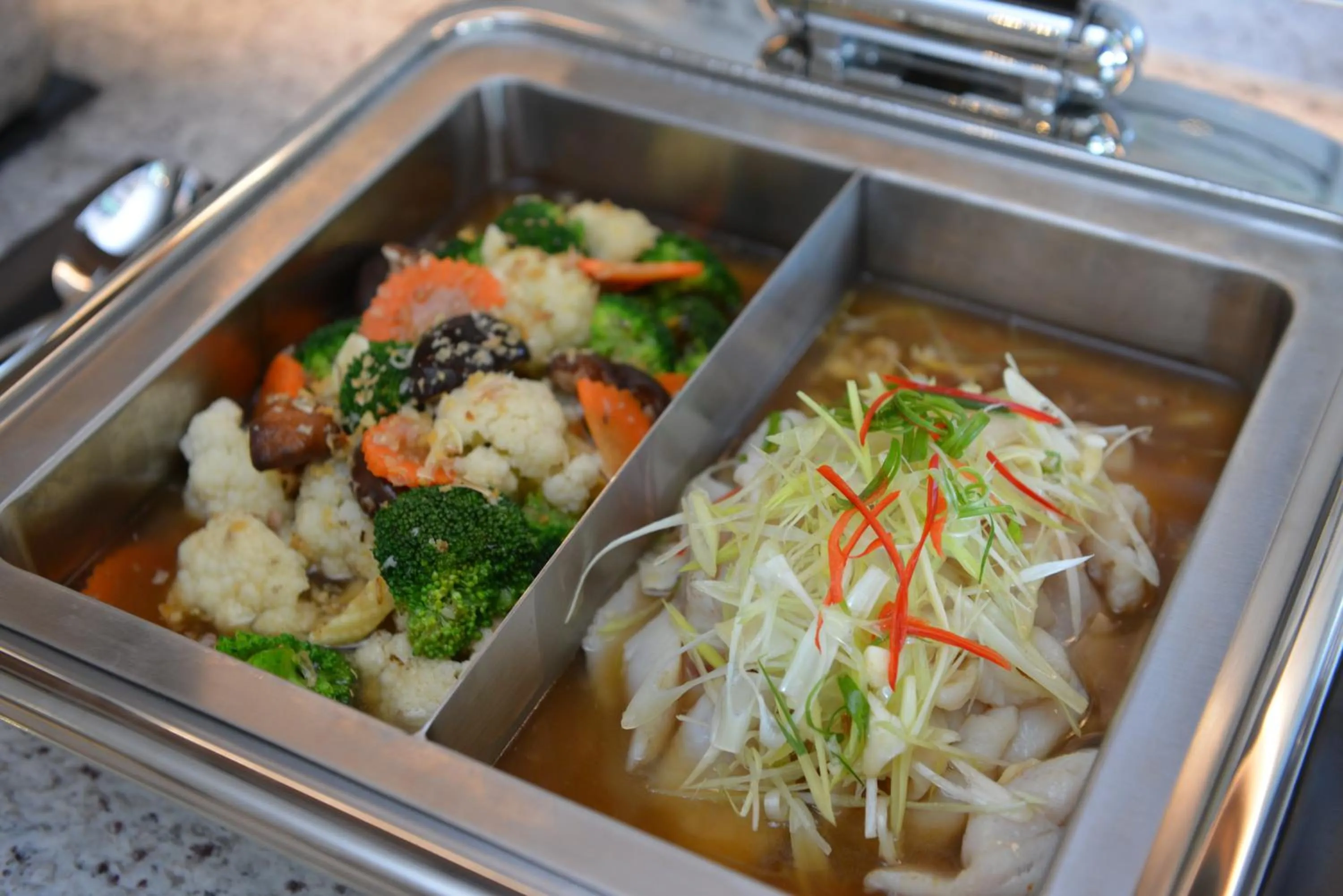 Buffet breakfast in Aspira One Sutthisan