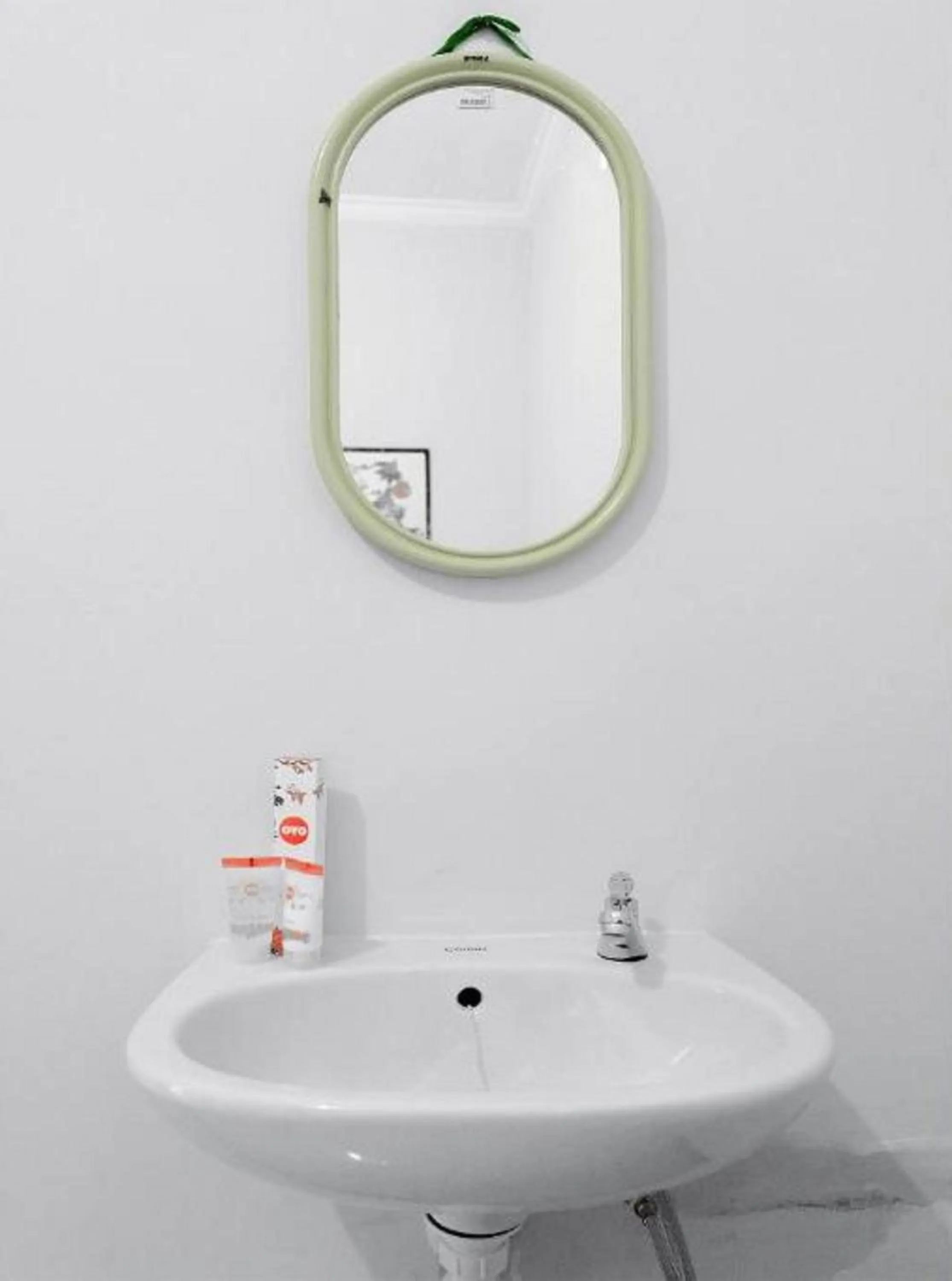 Bathroom in OYO 605 Queen Homestay