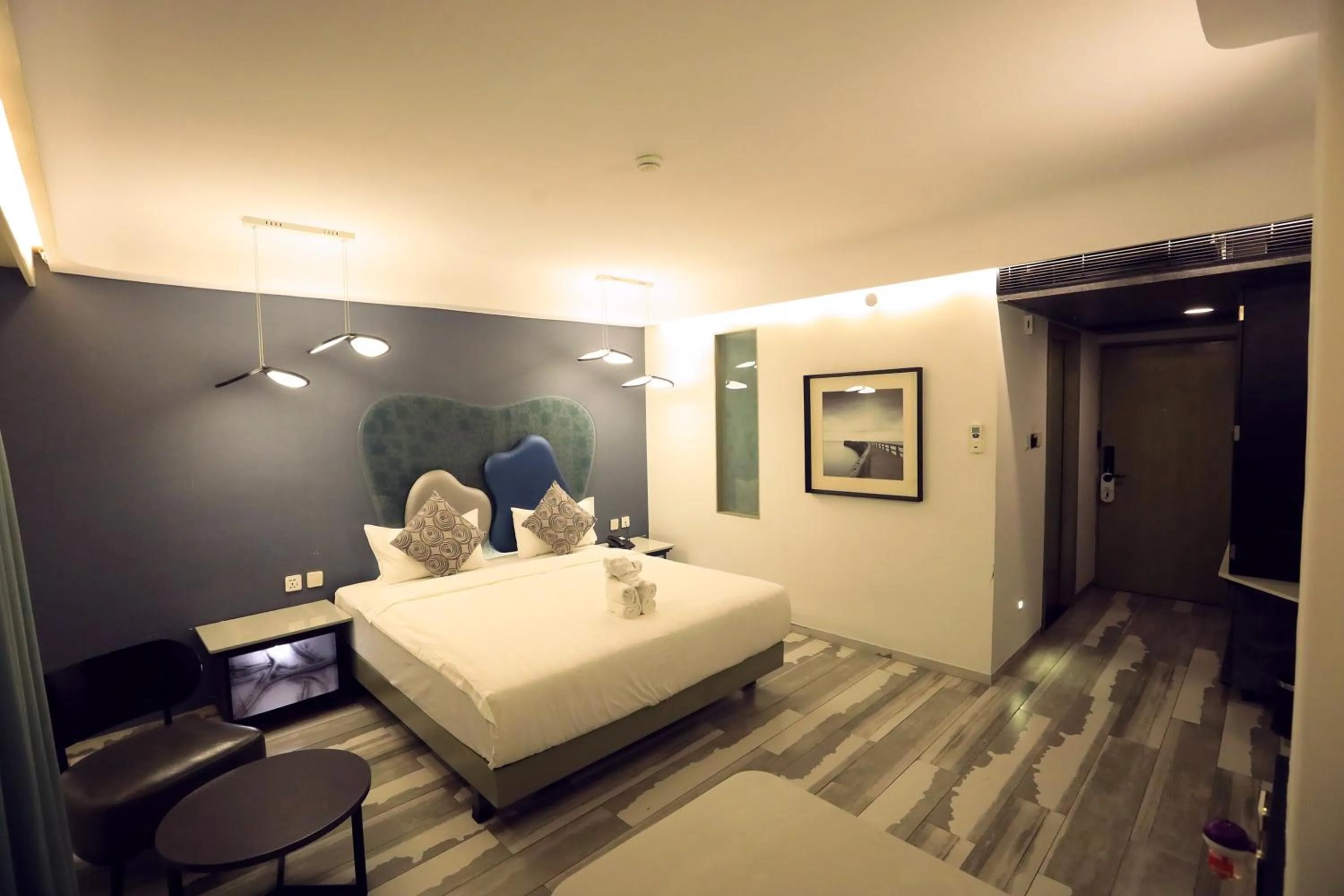 Bedroom, Bed in Humming Bird Hotel & Banquet