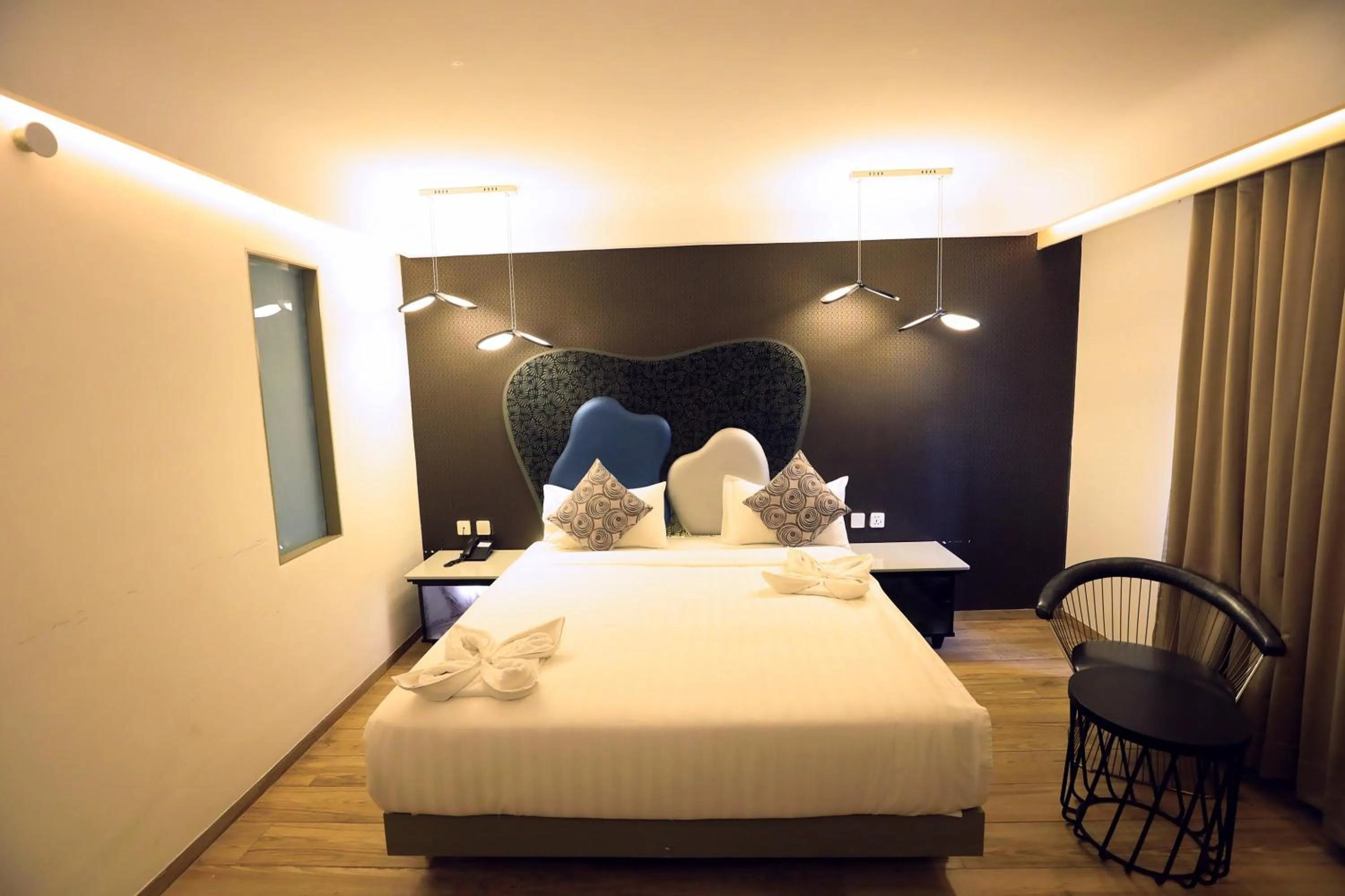 Bedroom, Bed in Humming Bird Hotel & Banquet