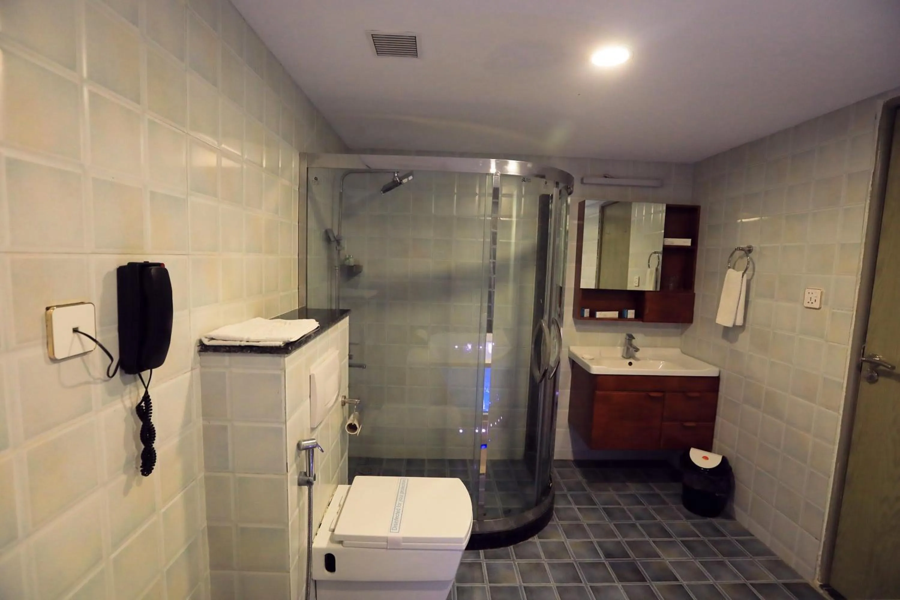 Bathroom in Humming Bird Hotel & Banquet