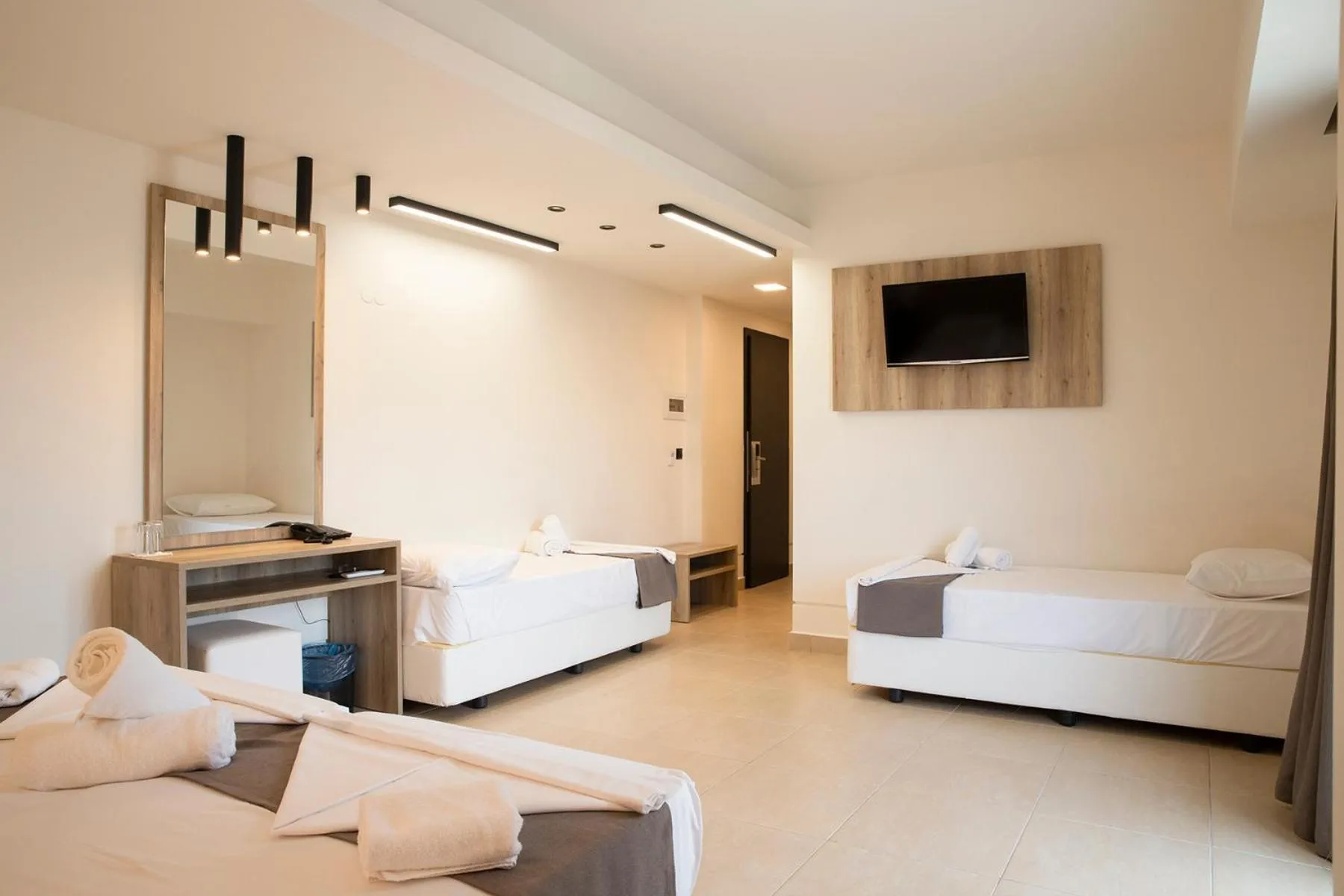 Bed in Dafni Plus Hotel