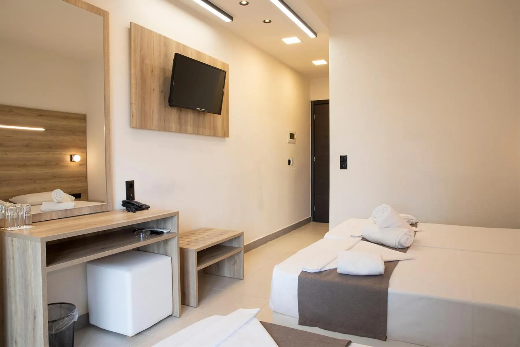 Bed in Dafni Plus Hotel