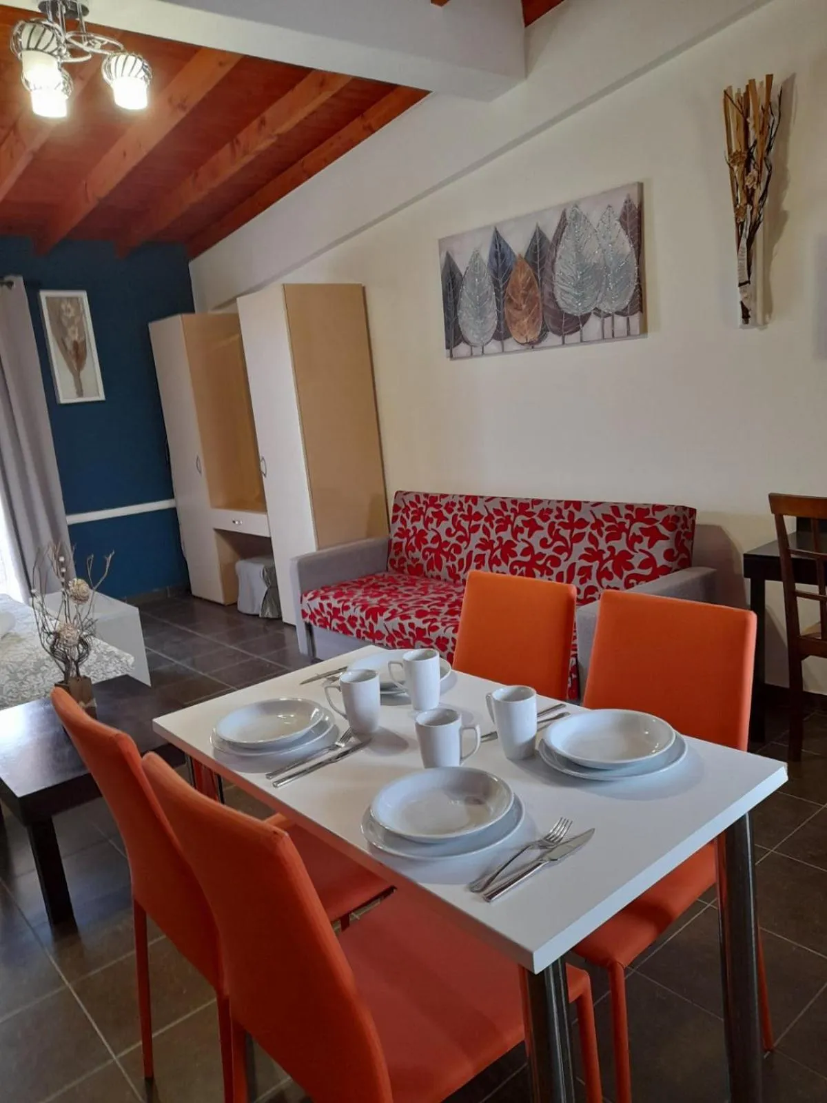 Victory Apartments Hotel