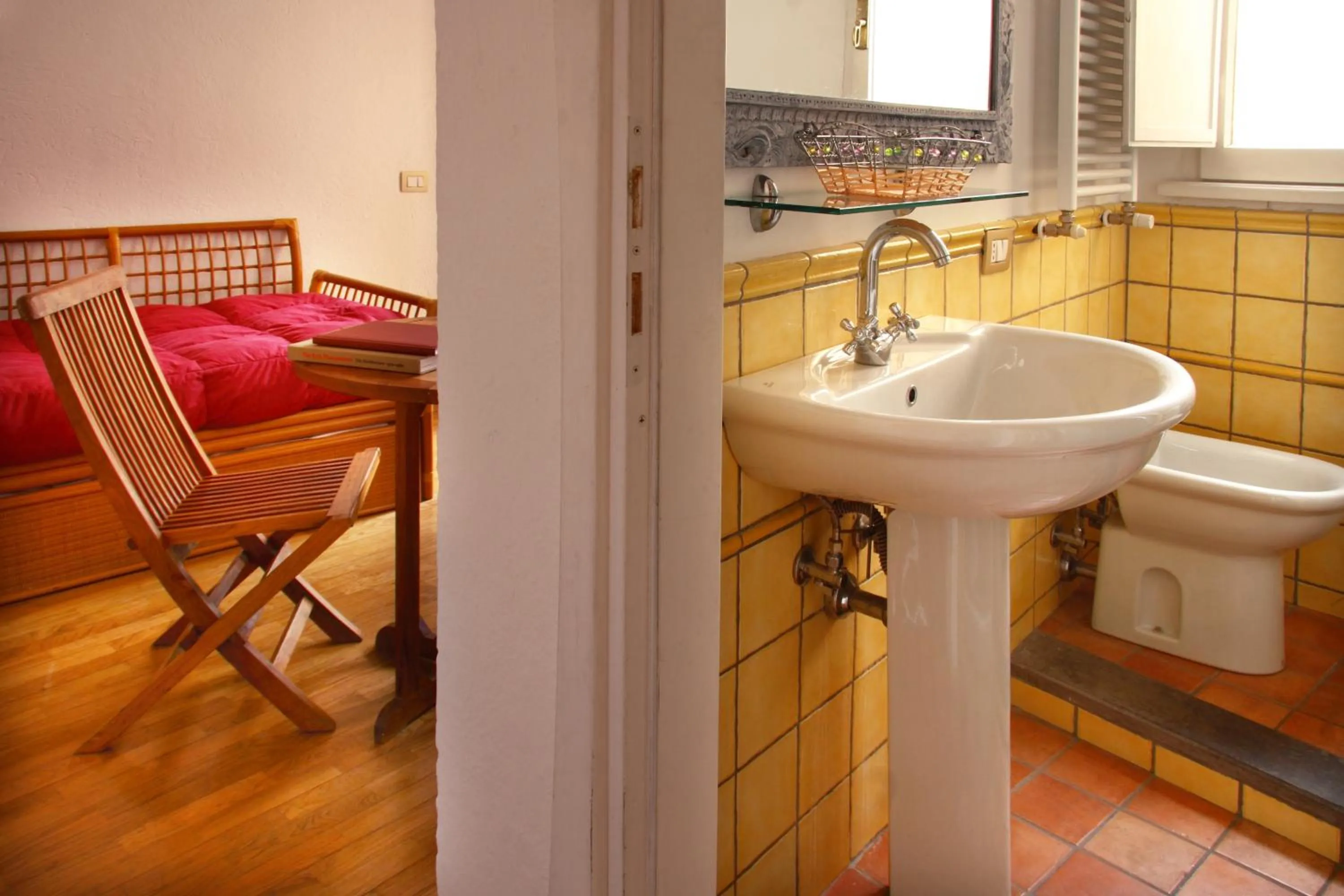 Bathroom in Bollo Apartments