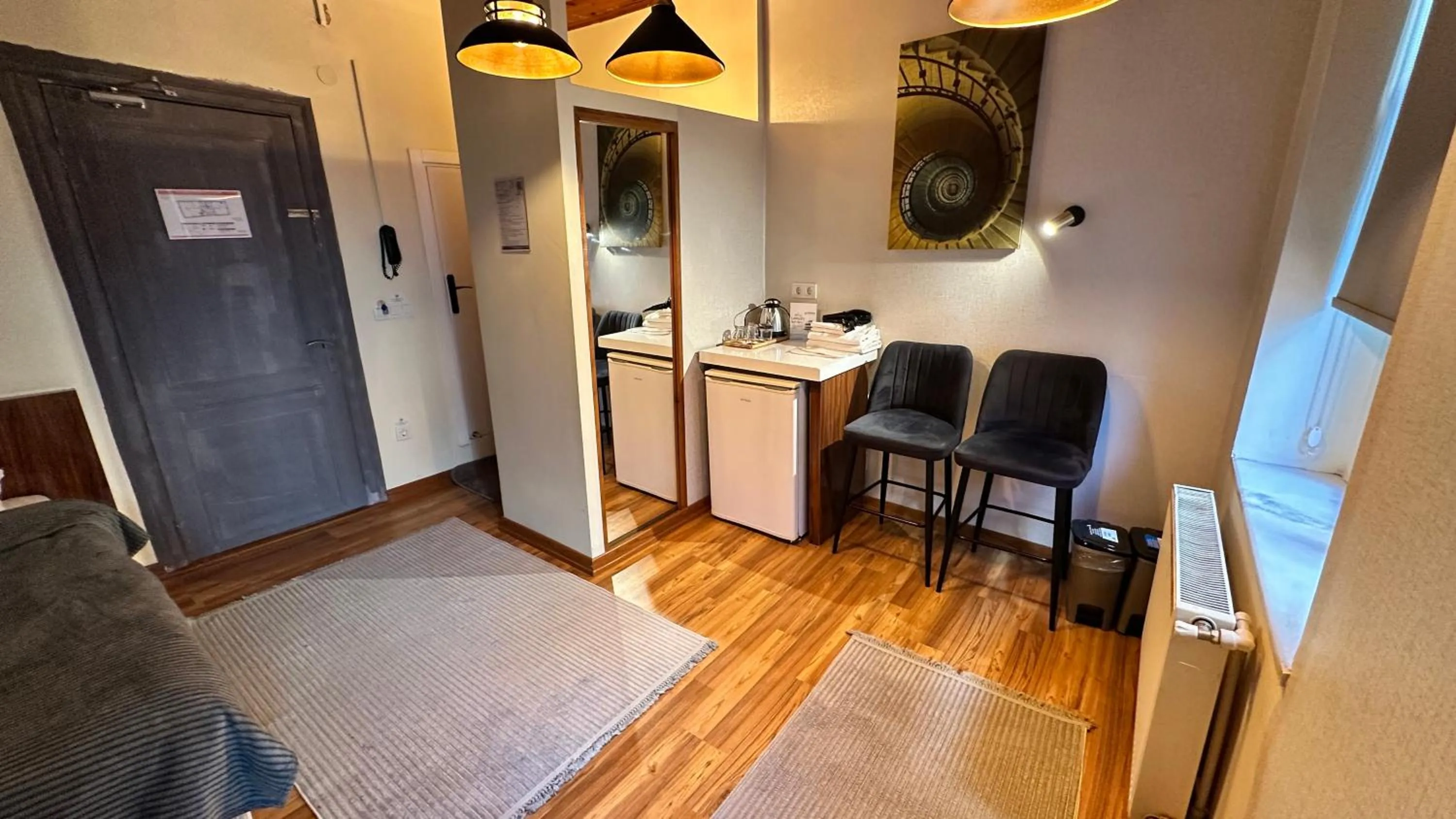 Seating area in New Pera