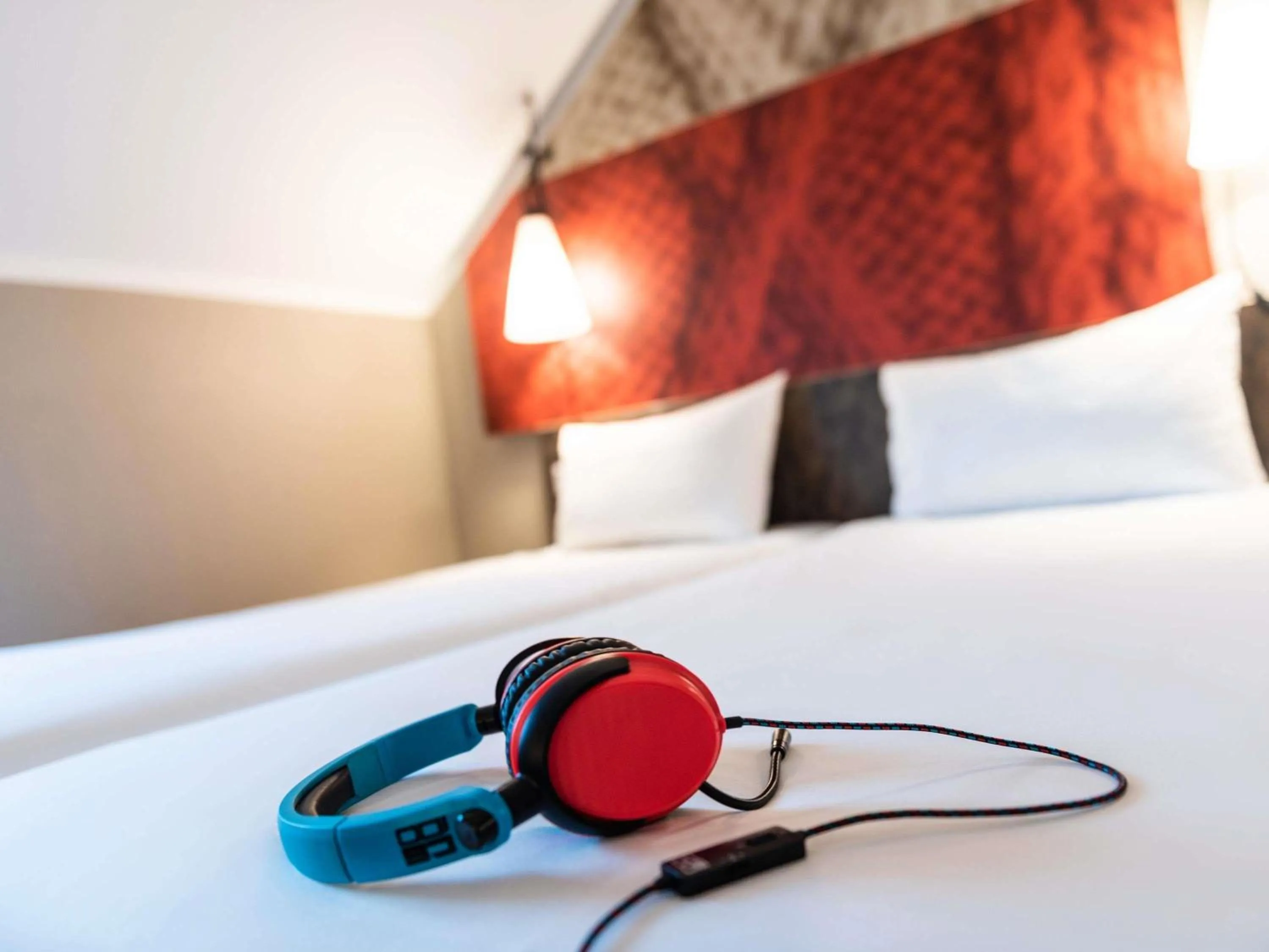 Bedroom, Bed in ibis Hotel Regensburg City