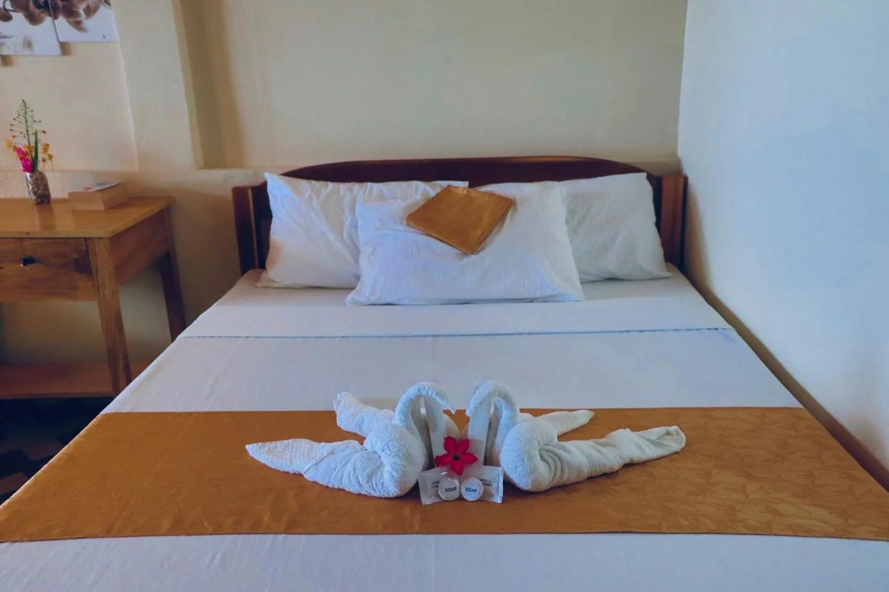 Bed in Mecaja Beach House