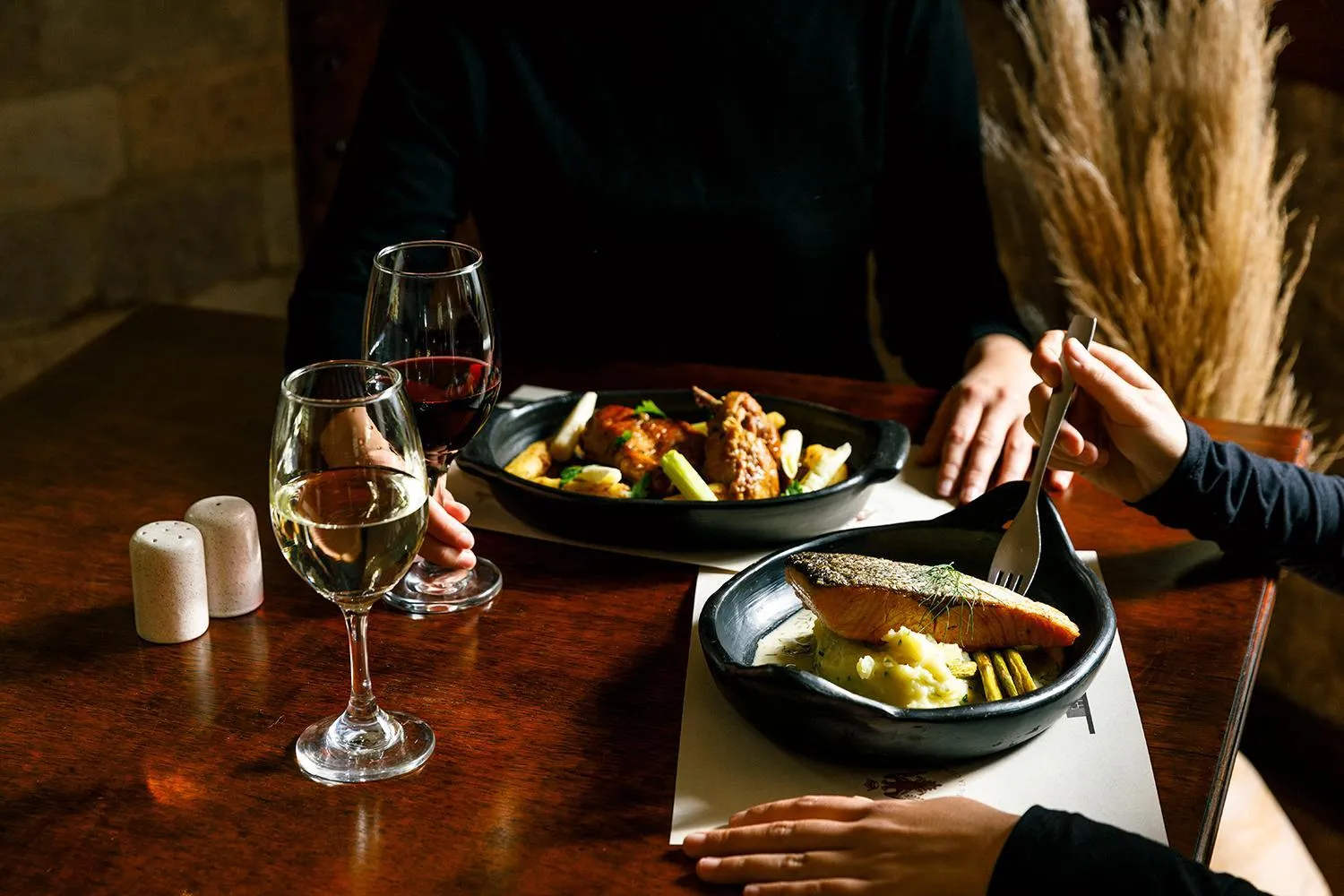 Restaurant/places to eat in Hacienda La Cienega