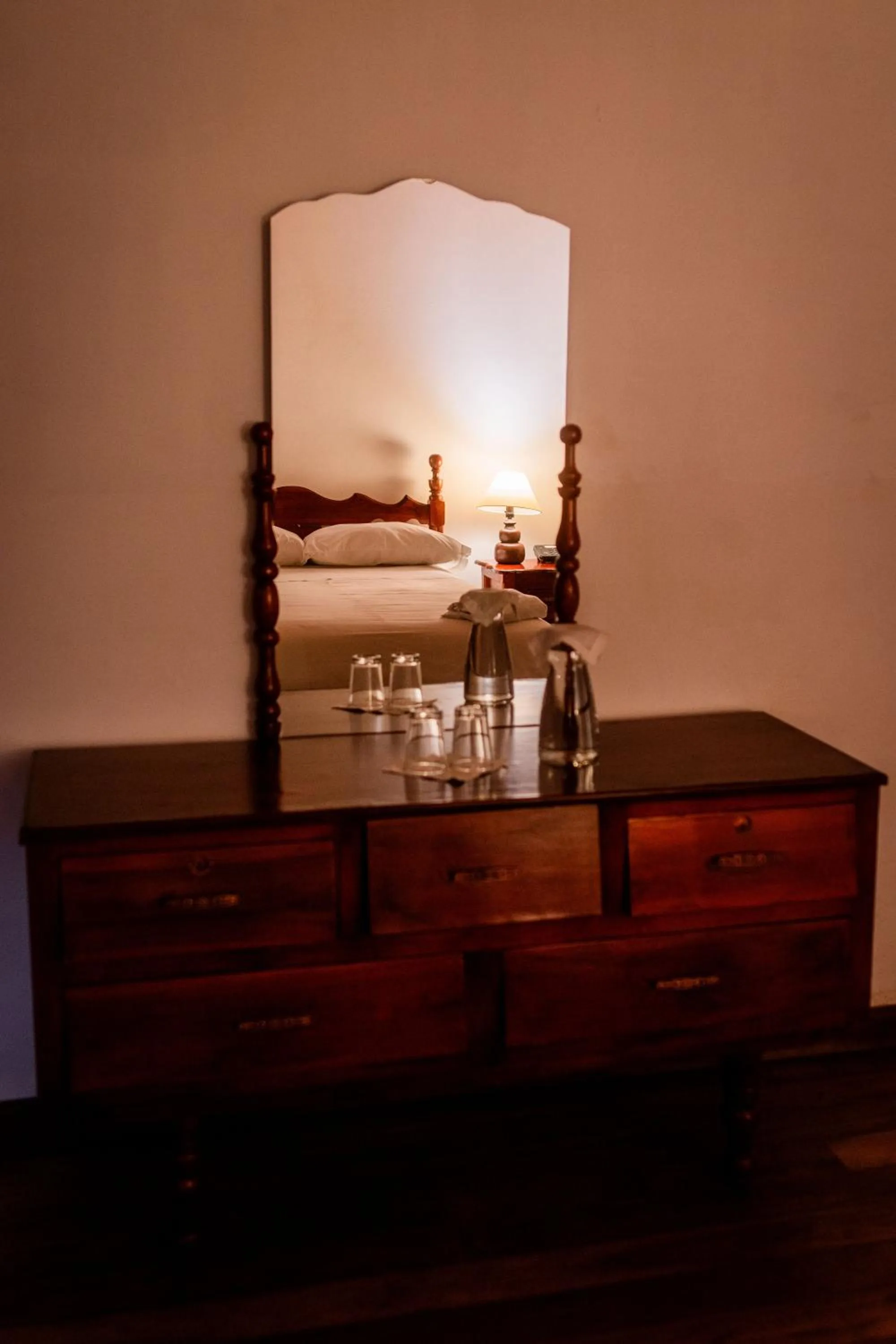 Bed in Hacienda La Cienega